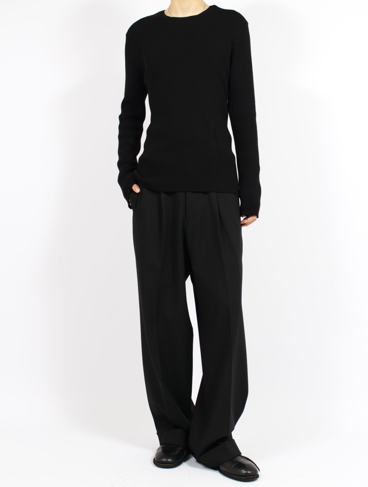 【25AW】メンズ フィット ノーシーム プルオーバー / MENS FITTED NO-SEAM PULLOVER / ブラック