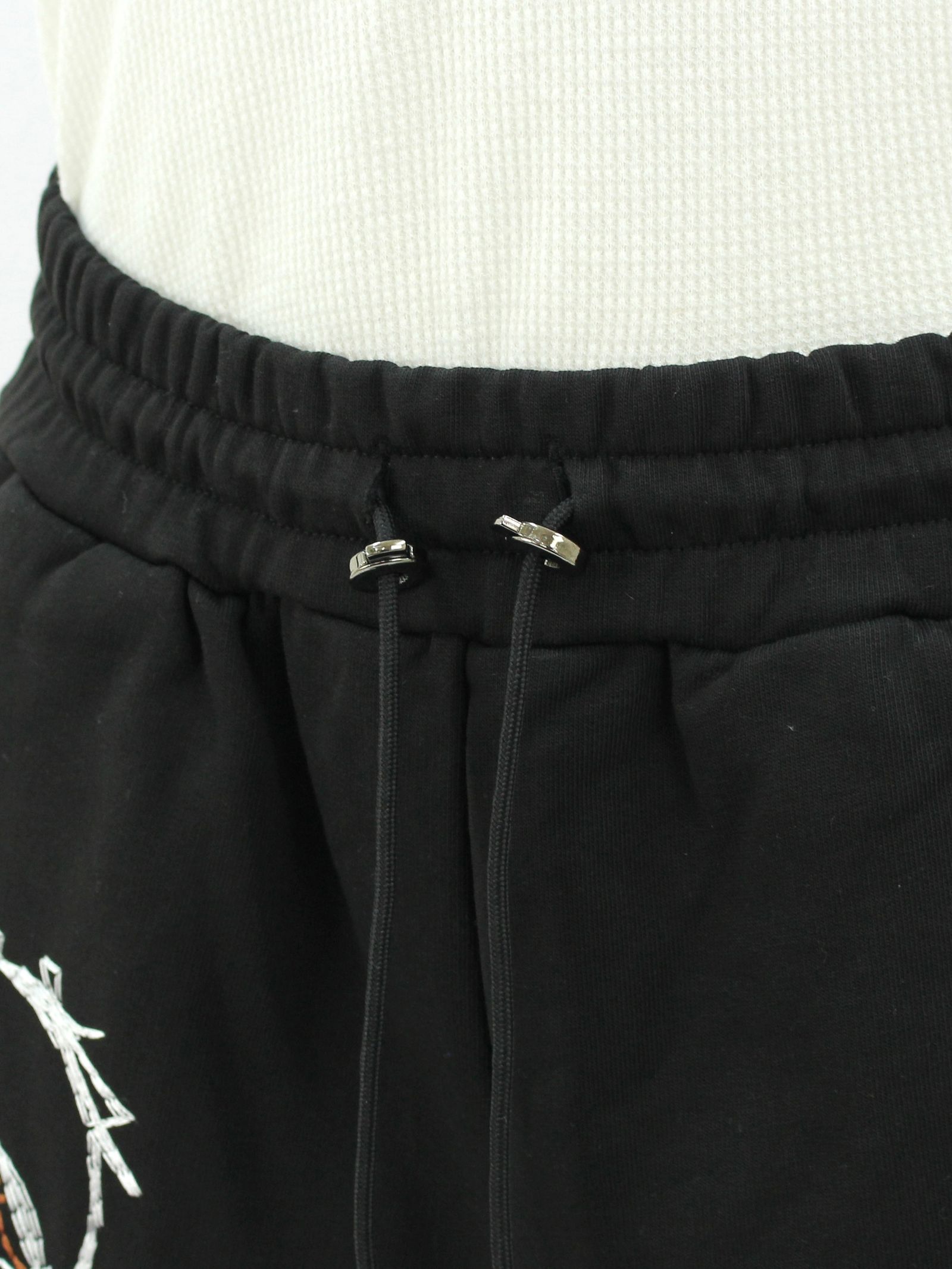 刺繍ロゴ ハーフパンツ / SHORT PANTS EMBROIEDE / ブラック × マルチ
