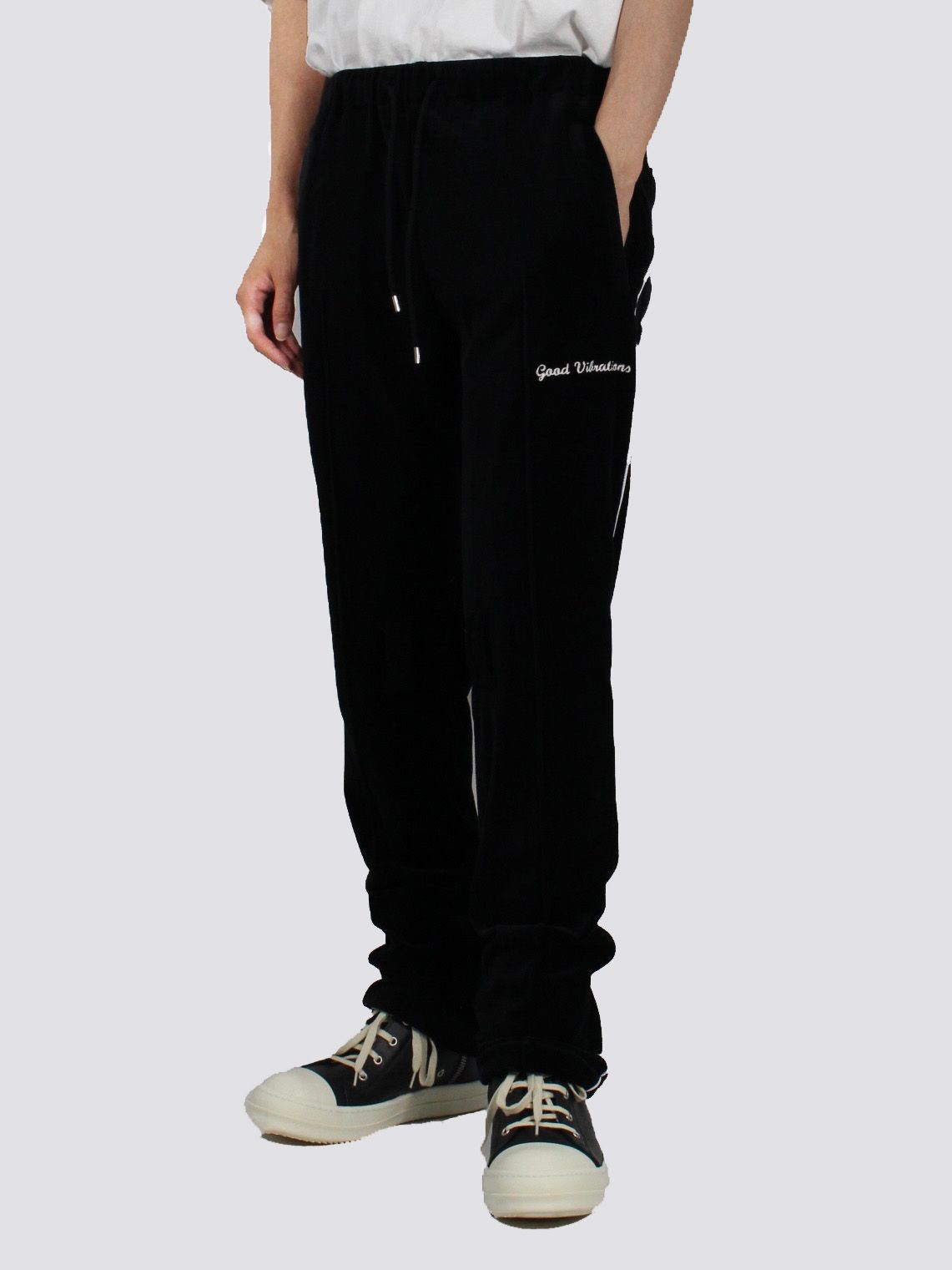 DAIRIKU - 【23AW】ベロア トラックパンツ / VELOUR TRACK PANTS ...