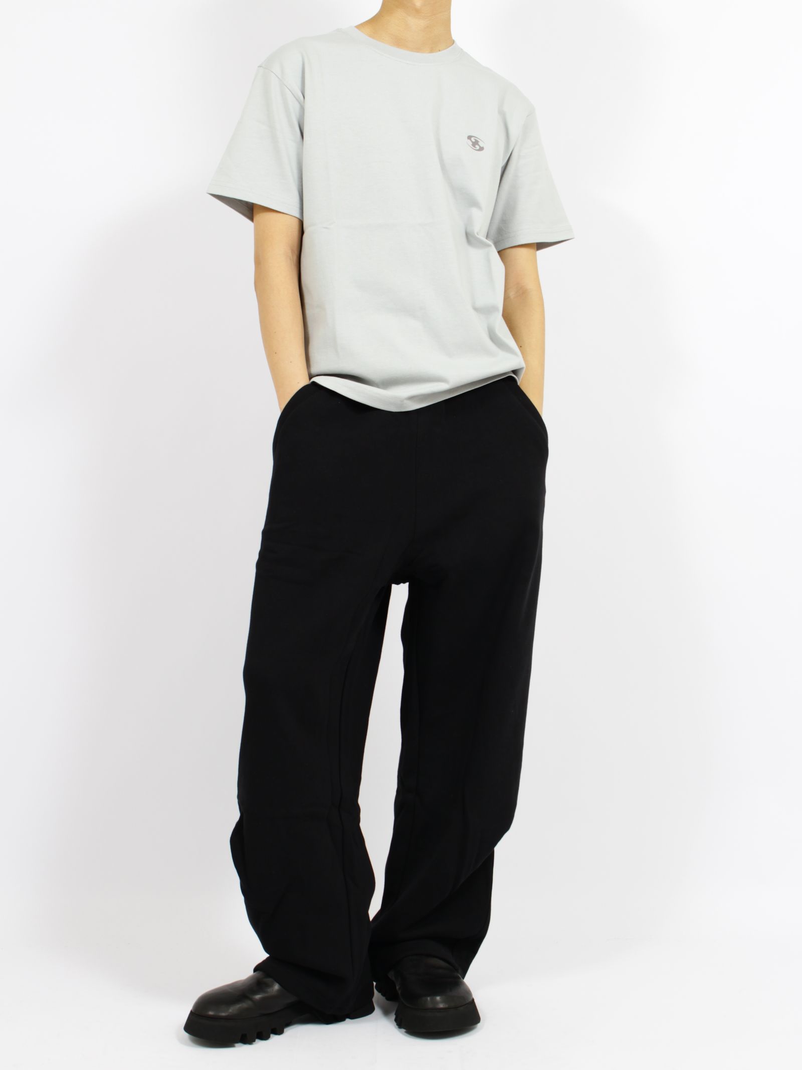 【26SS】ロゴ Tシャツ / LOGO T-SHIRT / スカイブルー