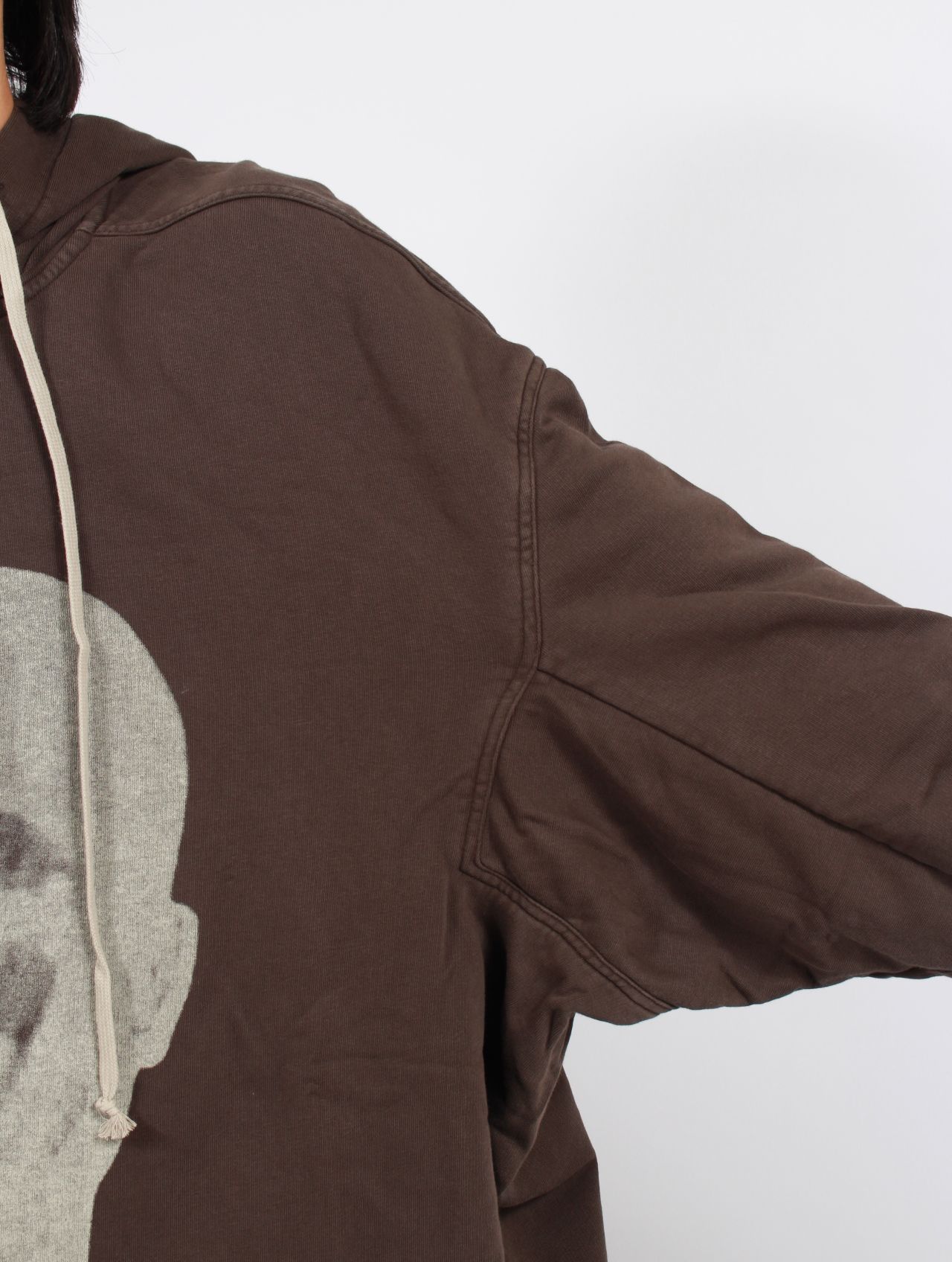 【25AW】ピーター フーディー グラフィック パーカー / PETER HOODIE / ダークダスト × パール