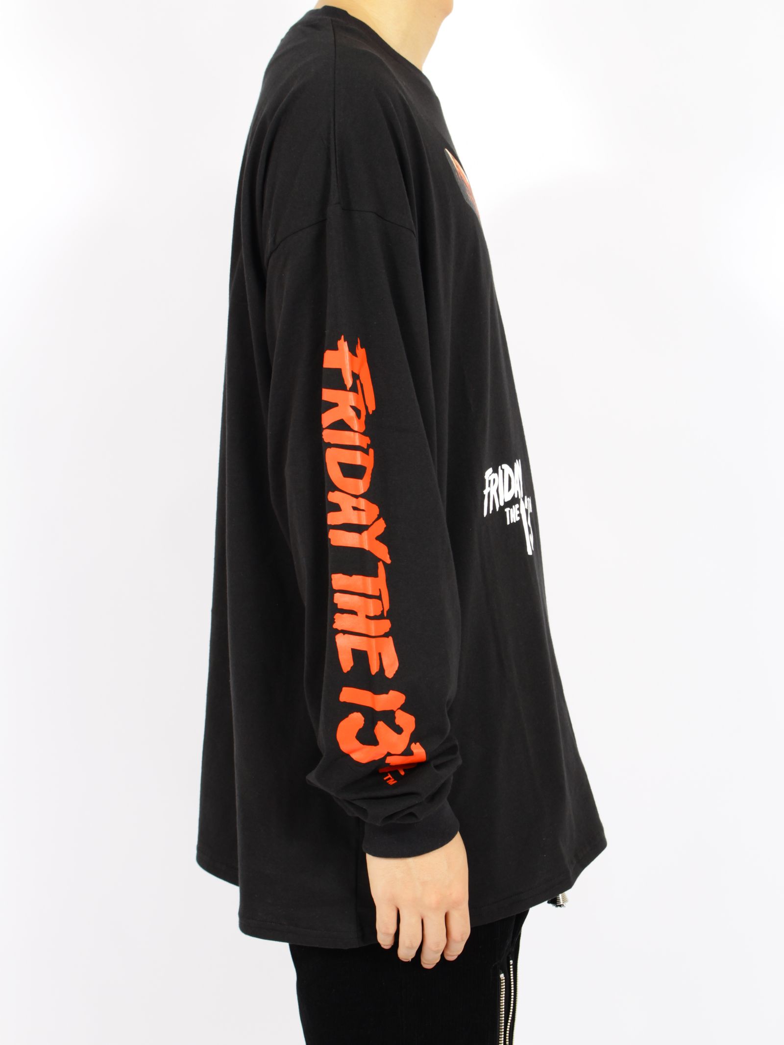 【 13日の金曜日 コラボ 】ポスター ビジュアル ロングスリーブ Tシャツ 長袖 カットソー/ xFRIDAY THE 13TH POSTER VISUAL L/S T-SHIRT / ブラック