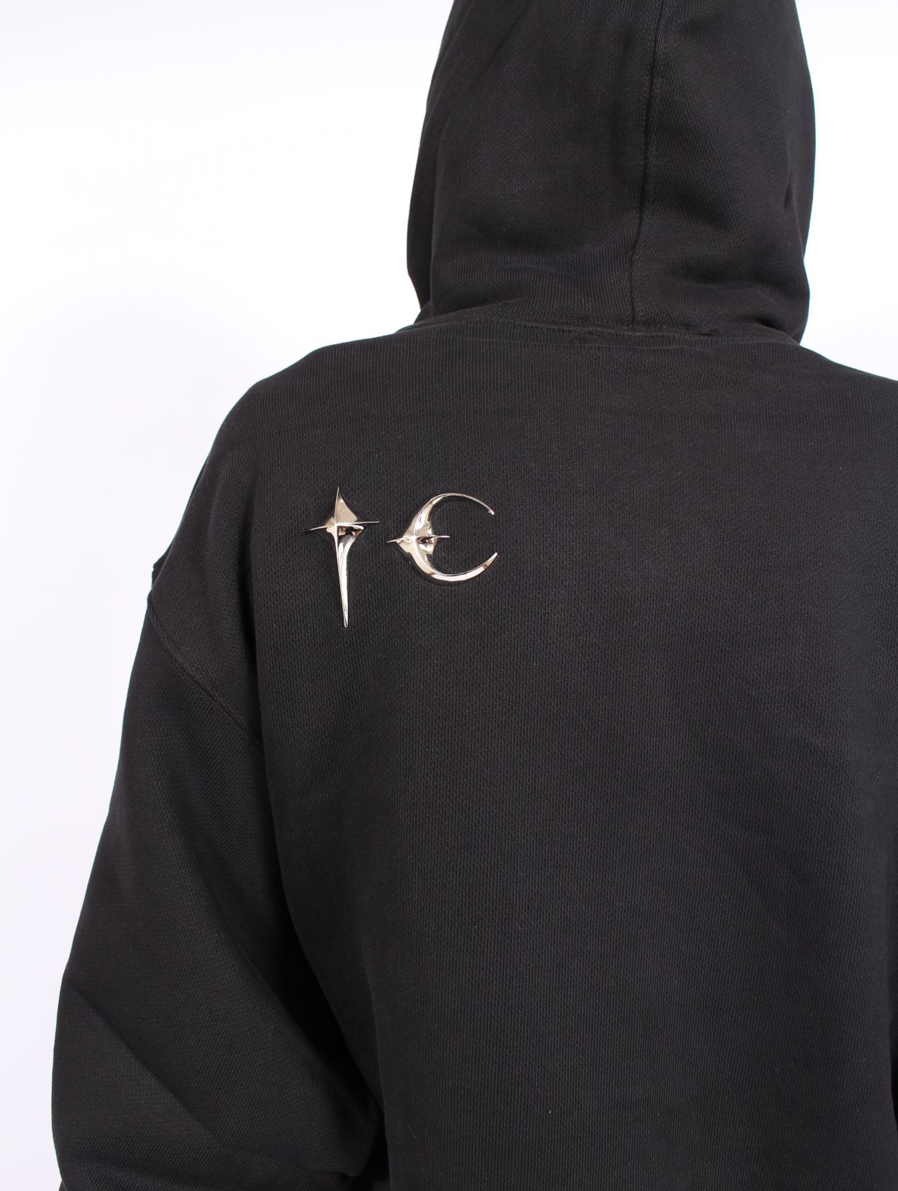 【25AW】アーマー フーディー TCロゴ スタッズ パーカー / ARMOR HOODIE / ブラック