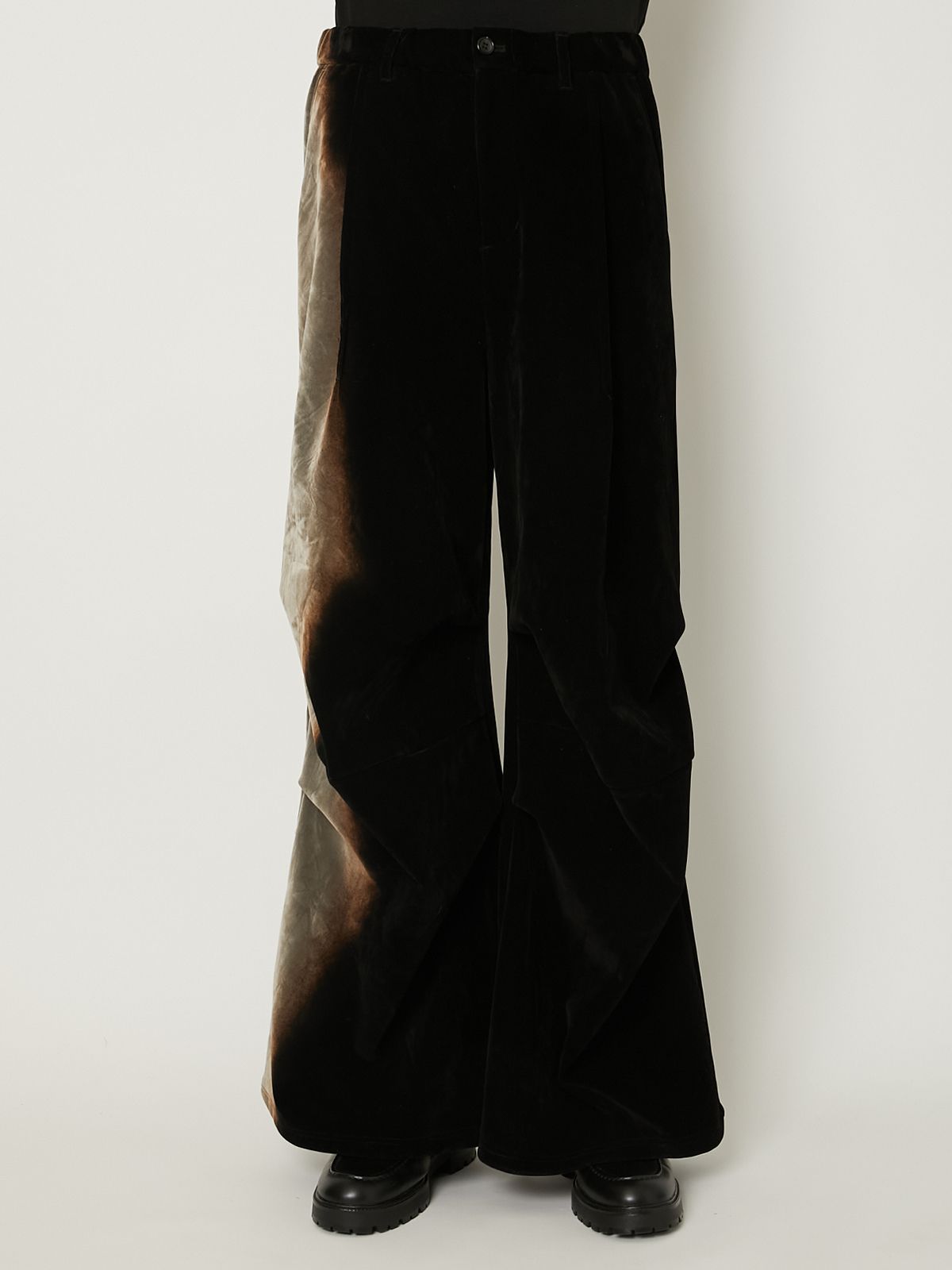 【25AW】ベロアトラックパンツ / EASY PANTS / ブラック