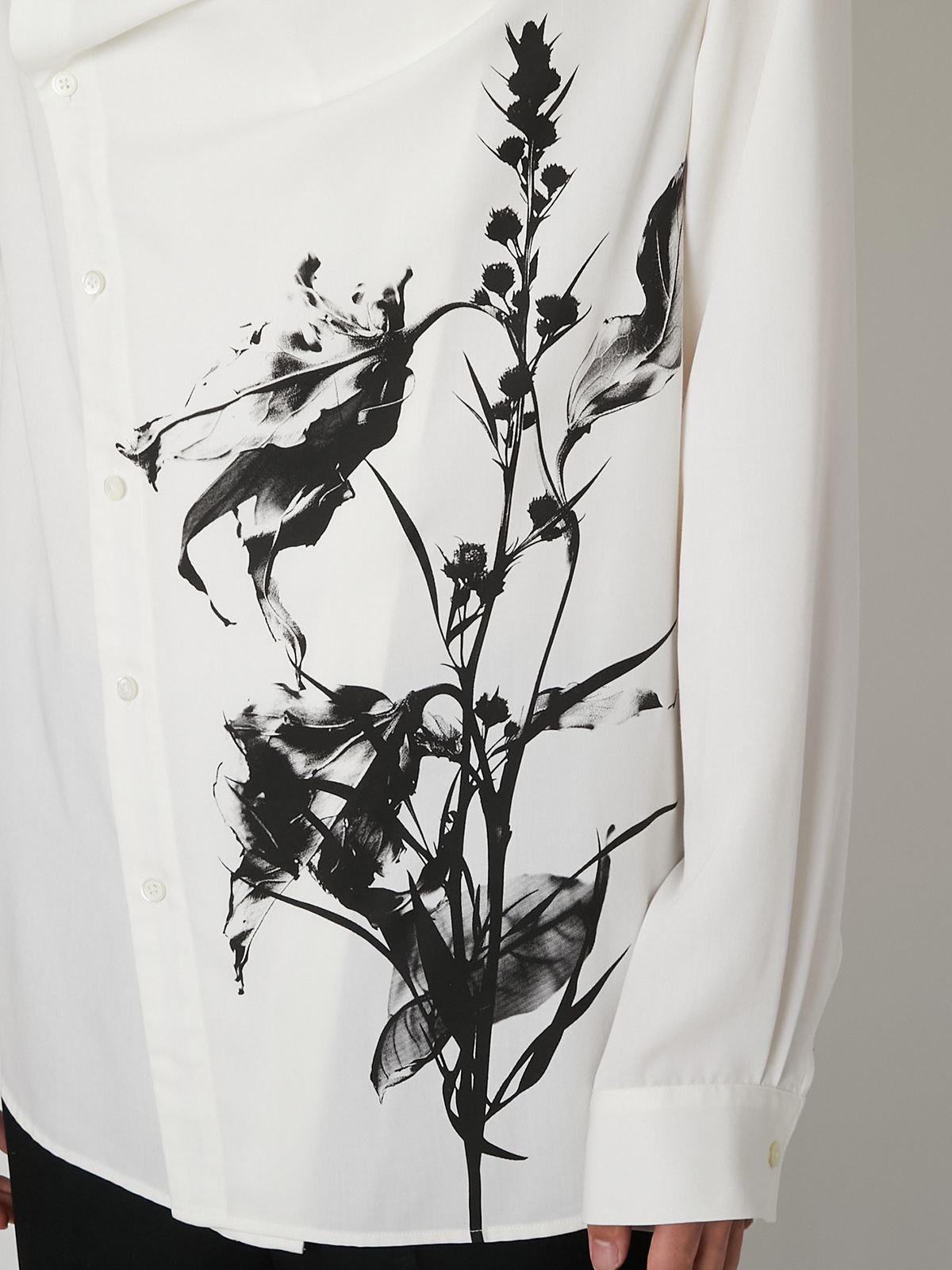 【27SS】ドレープド デザイン シャツ 花柄 長袖シャツ / DRAPED DESIGN SHIRT / ホワイト