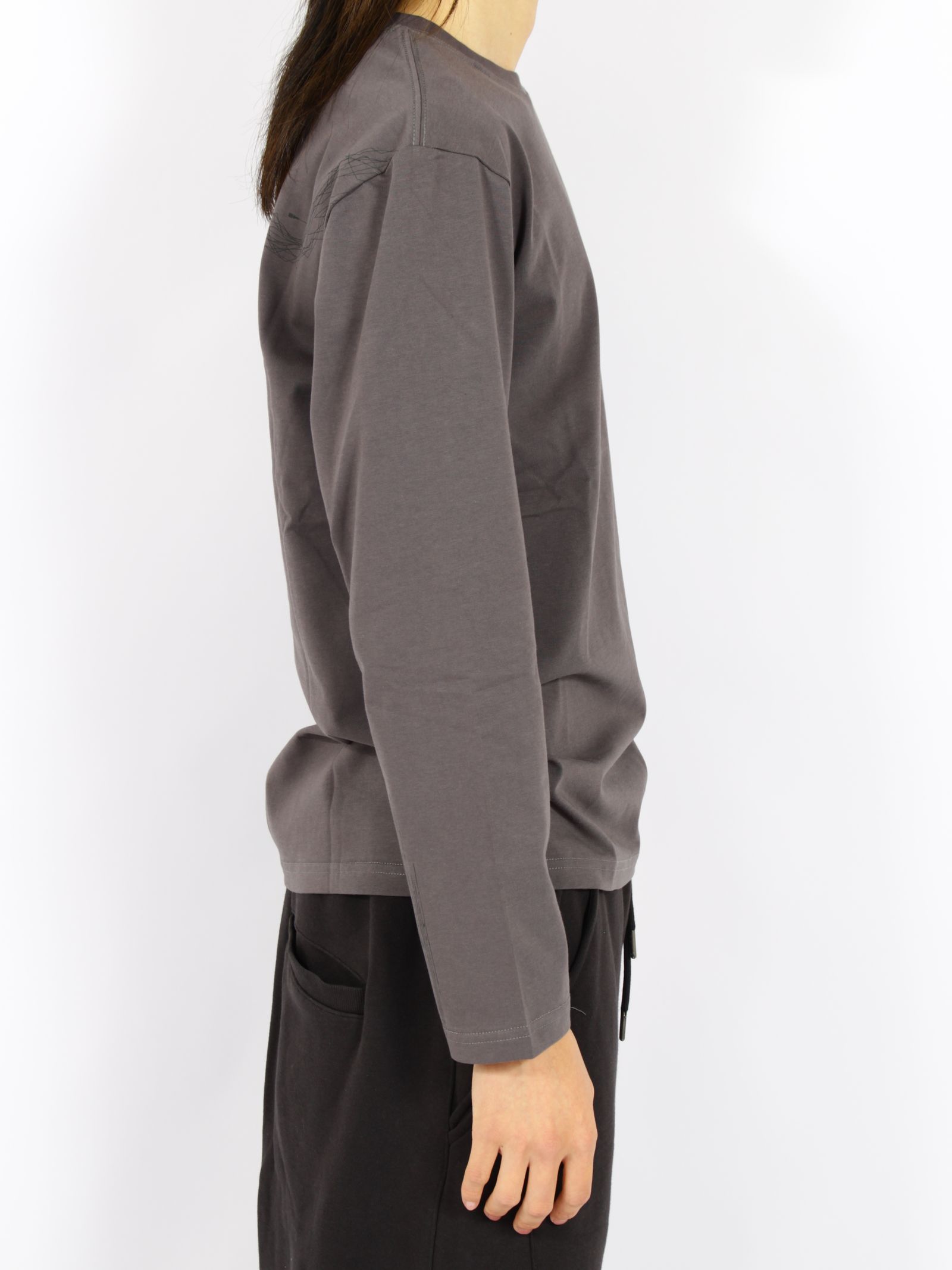 【26AW】ロゴ ロング スリーブ ロンT / LOGO LONG SLEEVE / チャコール