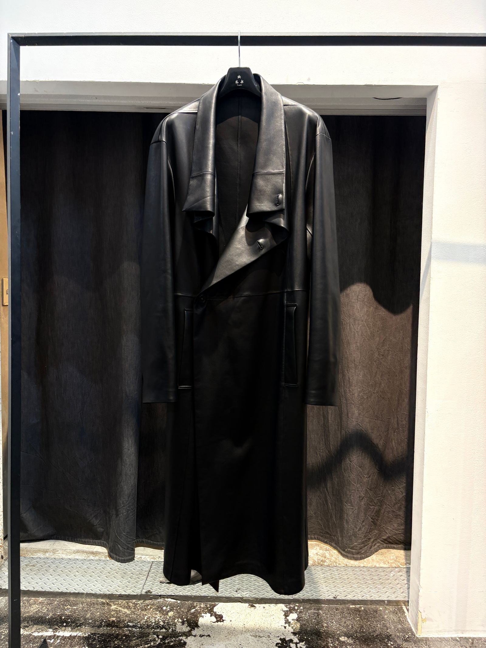 【27SS】アンライニング シープ レザー コート トレンチコート / UNLINED SHEEP LEATHER COAT / ブラック