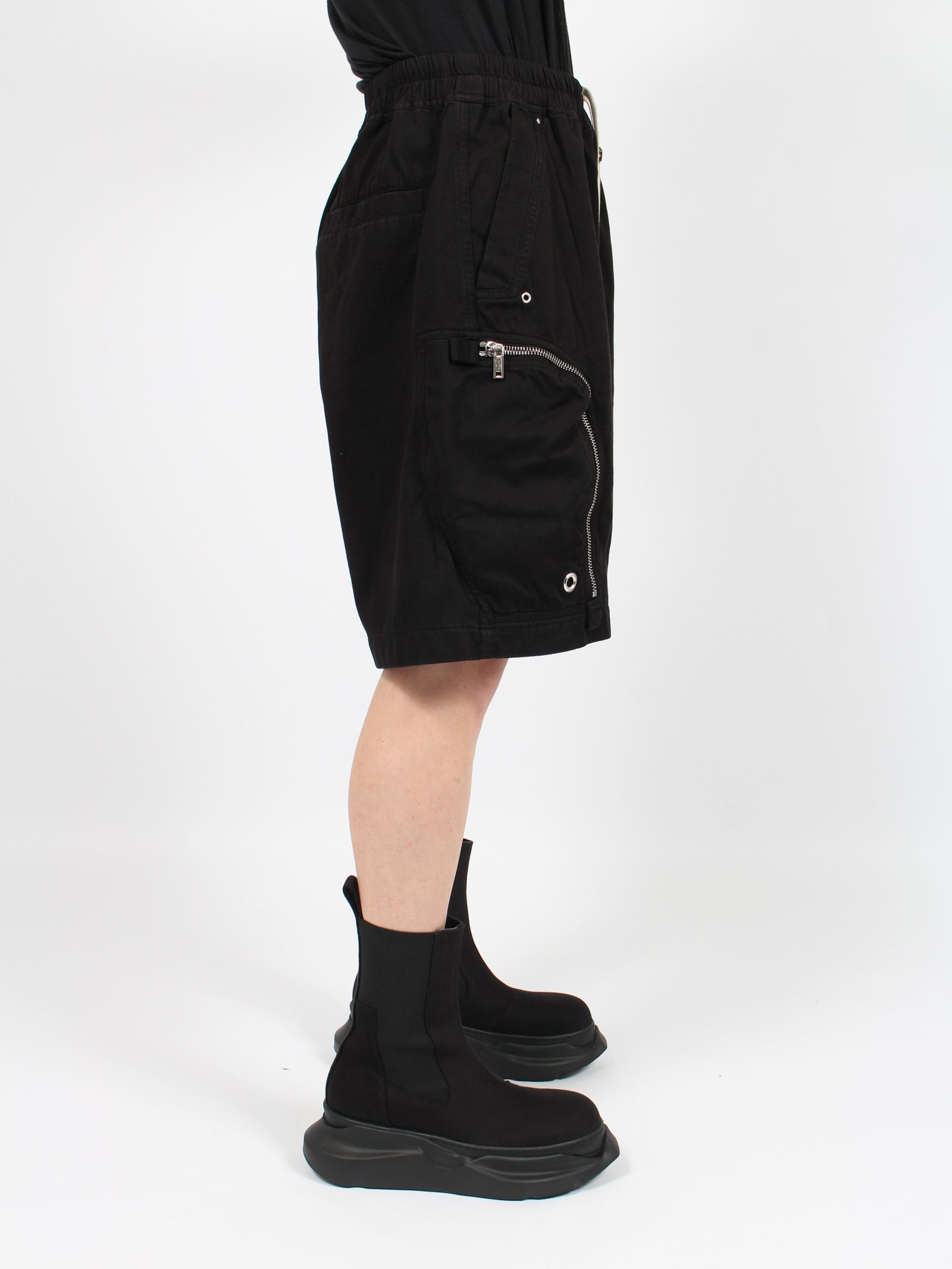 RICK OWENS DRKSHDW - 【24SS】バウハウスカーゴ ショートパンツ / BAUHAUS SHORTS / ブラック | STORY