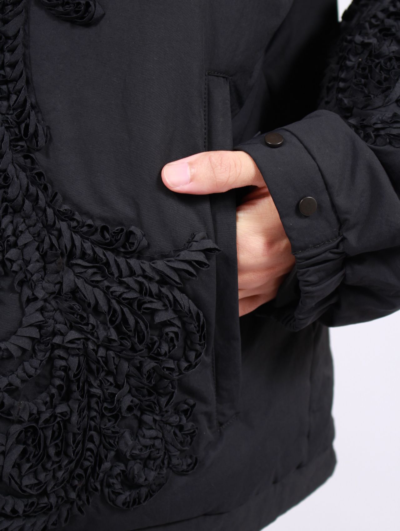 【25AW】ダウンジャケット 刺繍  / DOWN JACKET / ブラック