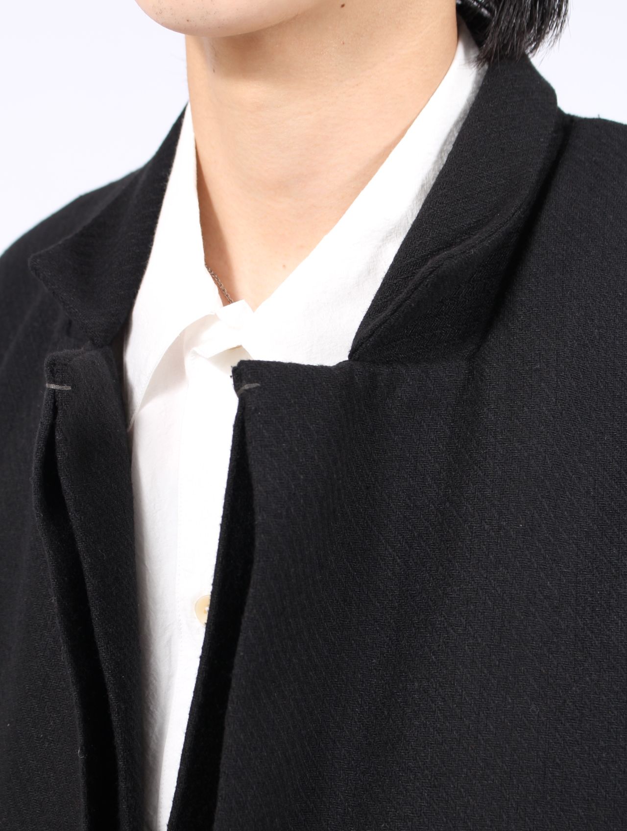 【25AW】ユニセックス リラックス フィット アジャスダブル フロント ダブル パネル コート / UNISEX RELAXED FIT ADJUSTABLE FRONT DOUBLED PANEL COAT / オフホワイト+オフブラック