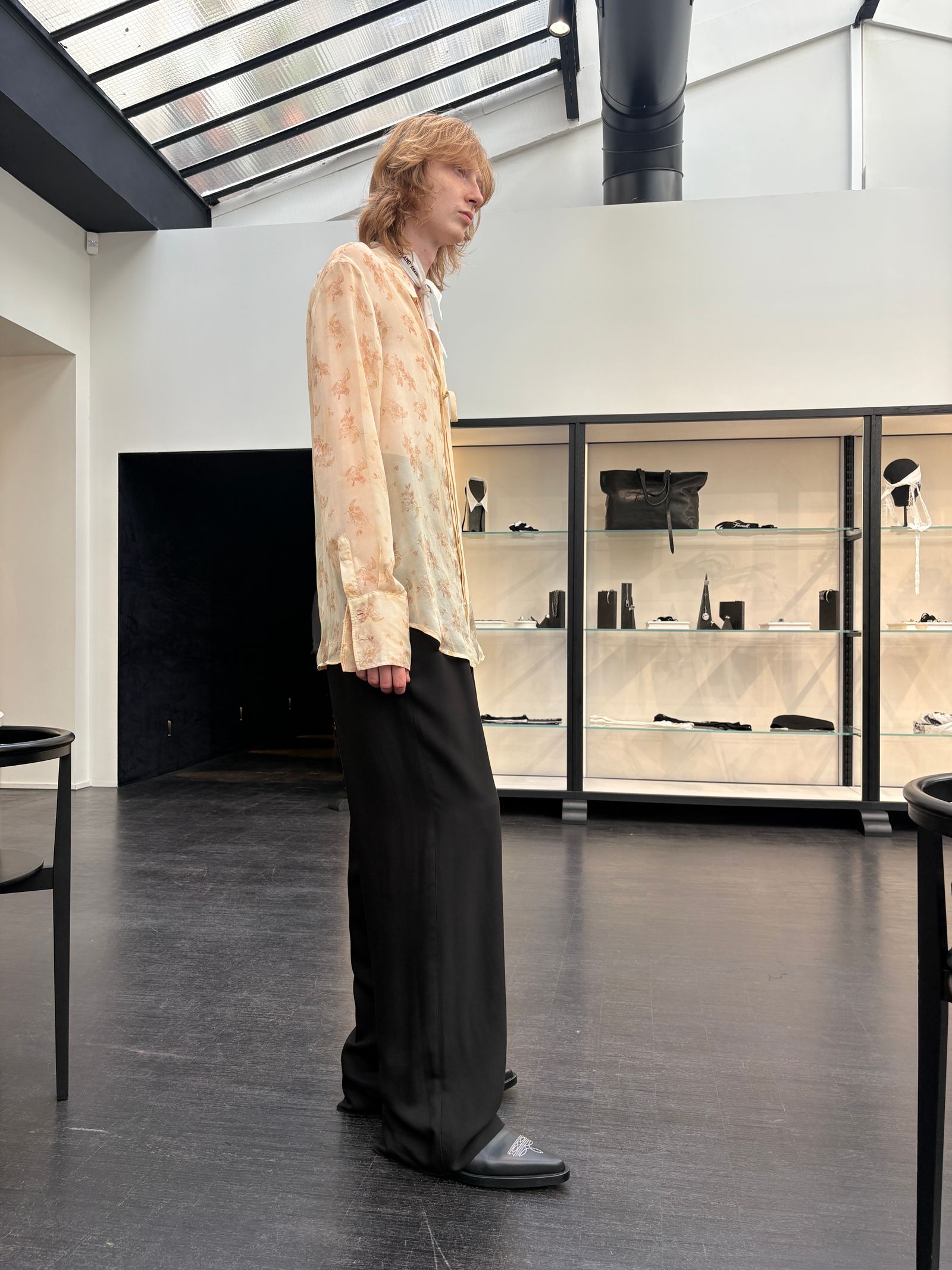 【27SS】ヘルゲ クラシック シャツ ディタッチト カラー / HELGE CLASSIC SHIRT WITH DETACHED COLLAR / アーモンド
