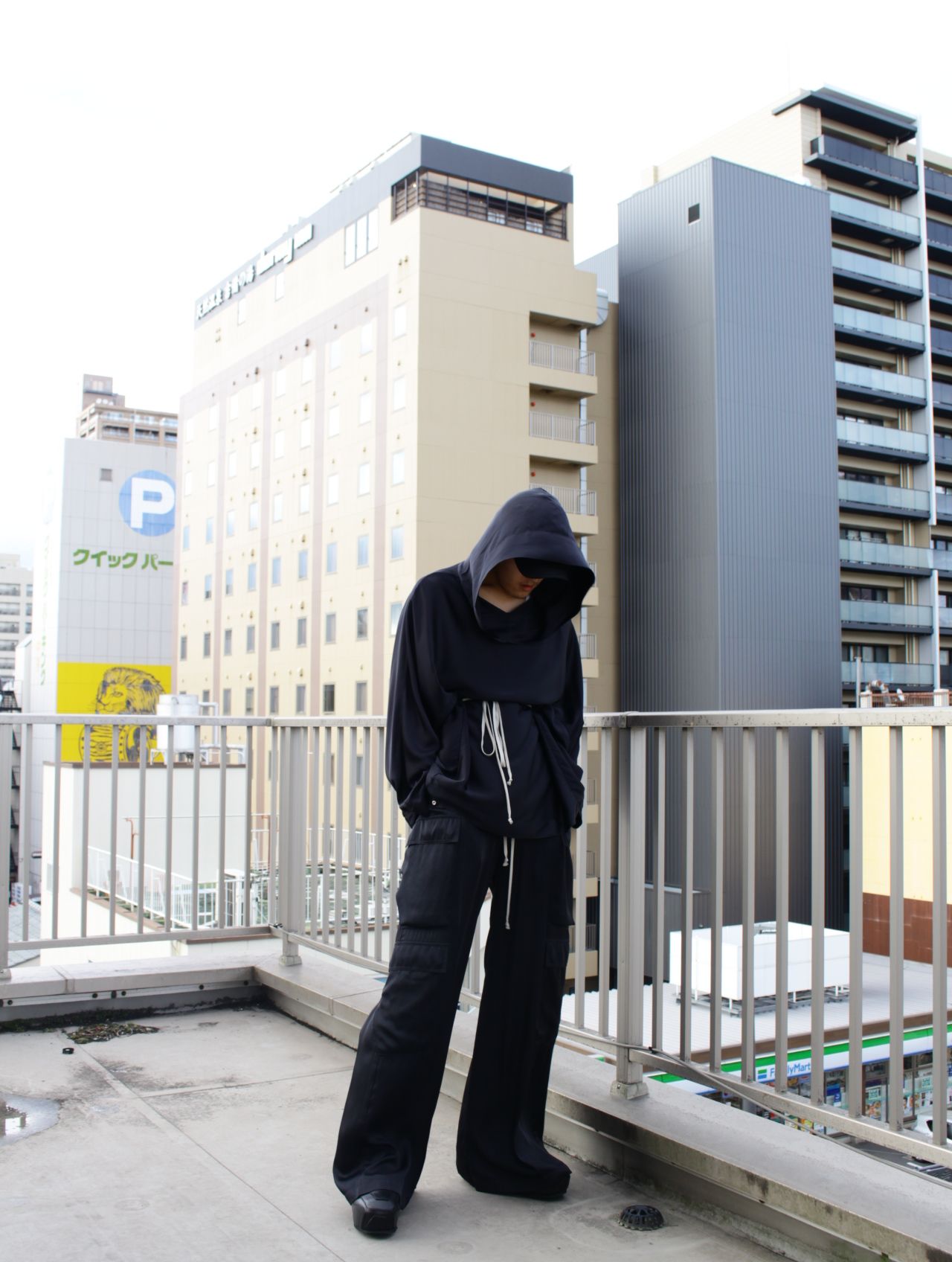 パーカー・フーディ RICK OWENS SS25 (DU01E3262 BHDB09) RICK OWENS - 【24AW】シーズンテーマ 刺繍 フーディー パーカー