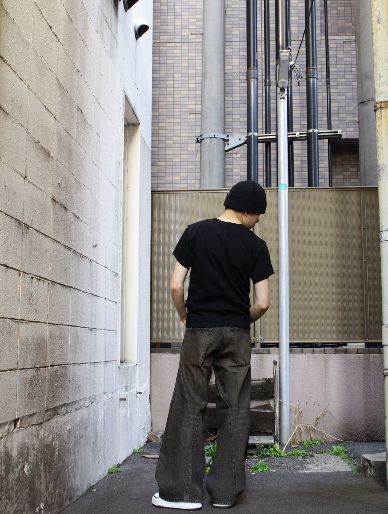 【25AW】3D ツイステッド ワイド レッグ ジーンズ デニム パンツ/ 3D TWISTED WIDE LEG JEANS / MUD FADED BLACK(ブラック)