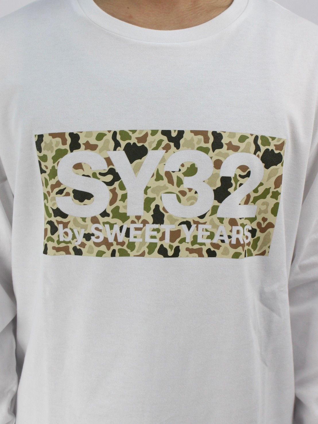 日本公式販売店 SY32 by SWEET YEARS 迷彩BOXロゴトレーナー - トップス