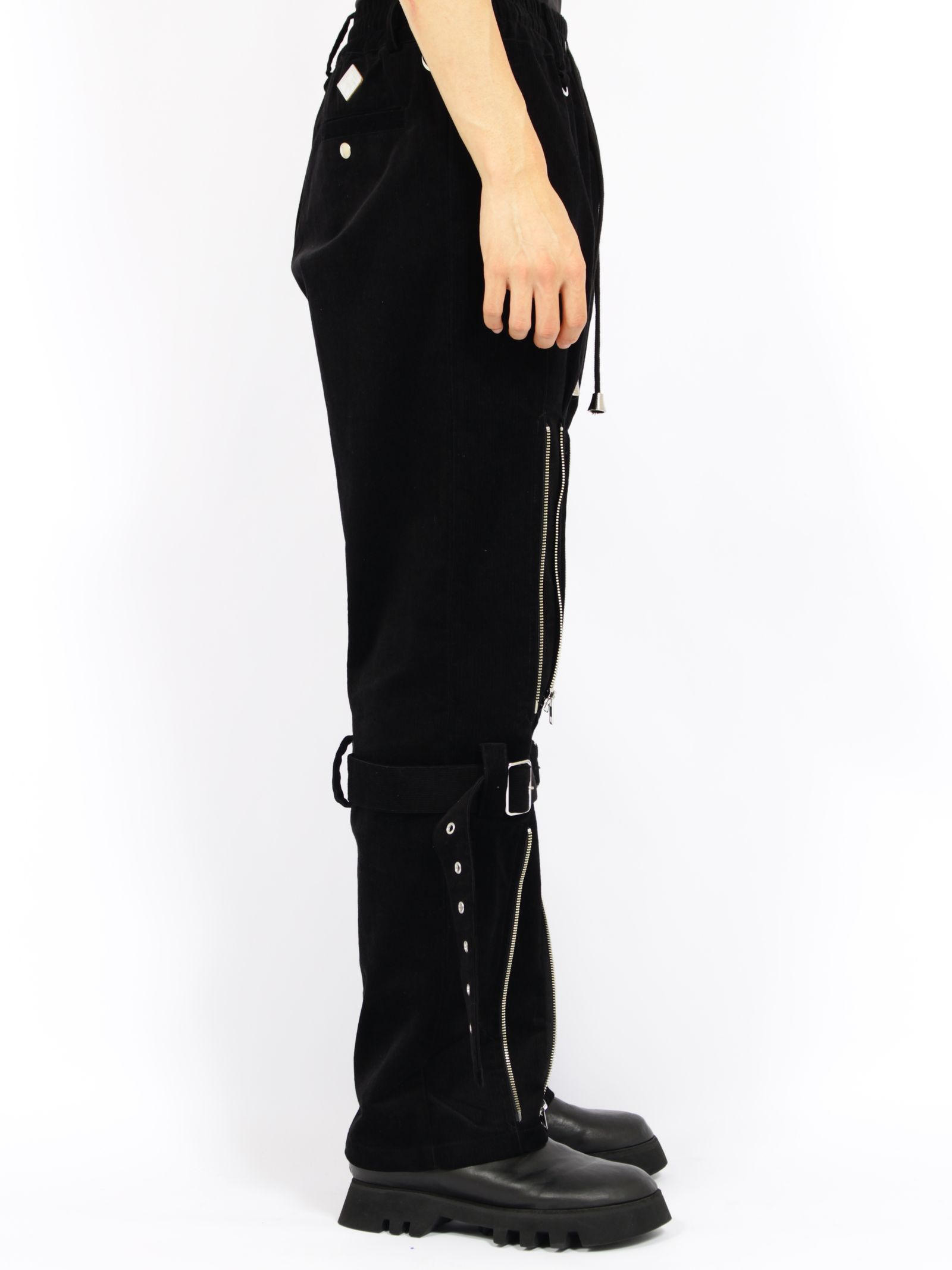 【26AW】コットン コーデュロイ ボンデージ イージー トラウザーズ パンツ / COTTON CORDUROY BONDAGE EASY TROUSERS / ブラック