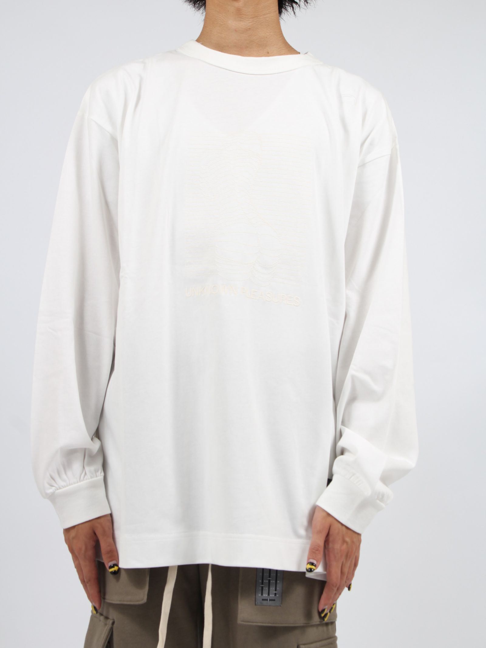 【24AW】アンノウン プレジャーズ ロングスリーブ / UNKNOWN PLEASURES LS / ホワイト