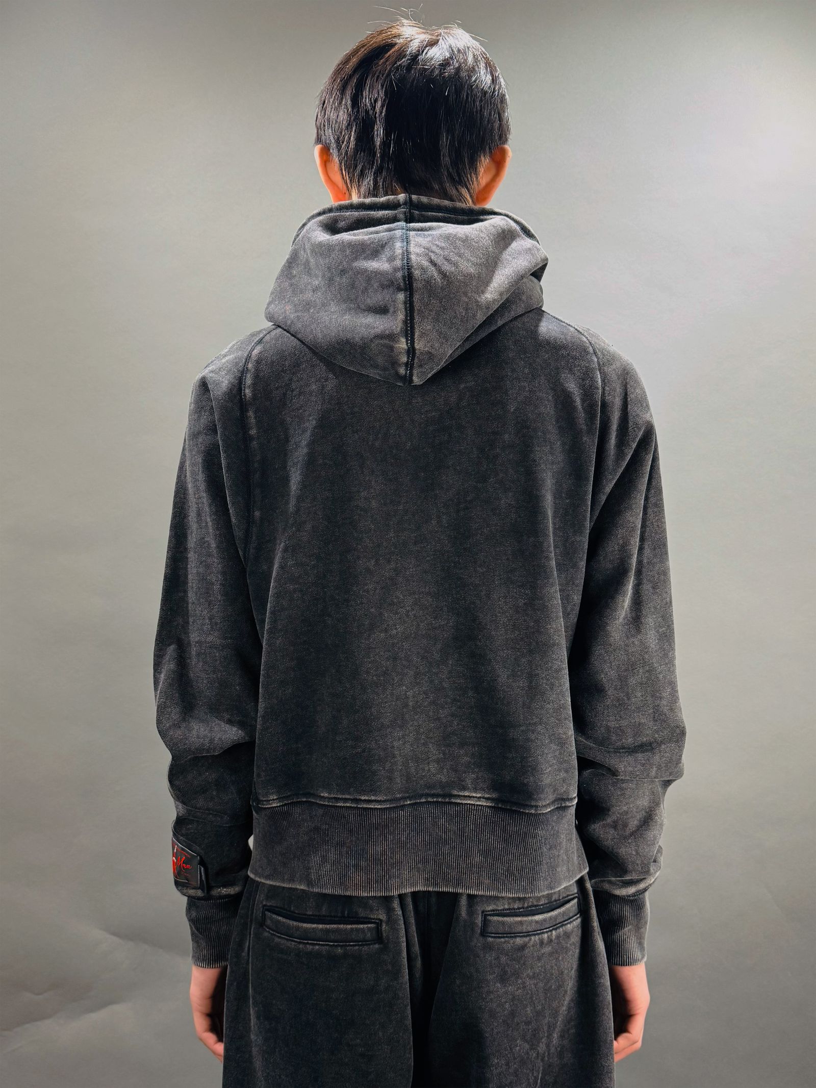 【25AW】ベーシック アシッド フーディー パーカー / BASIC ACID HOODIE / ブラック