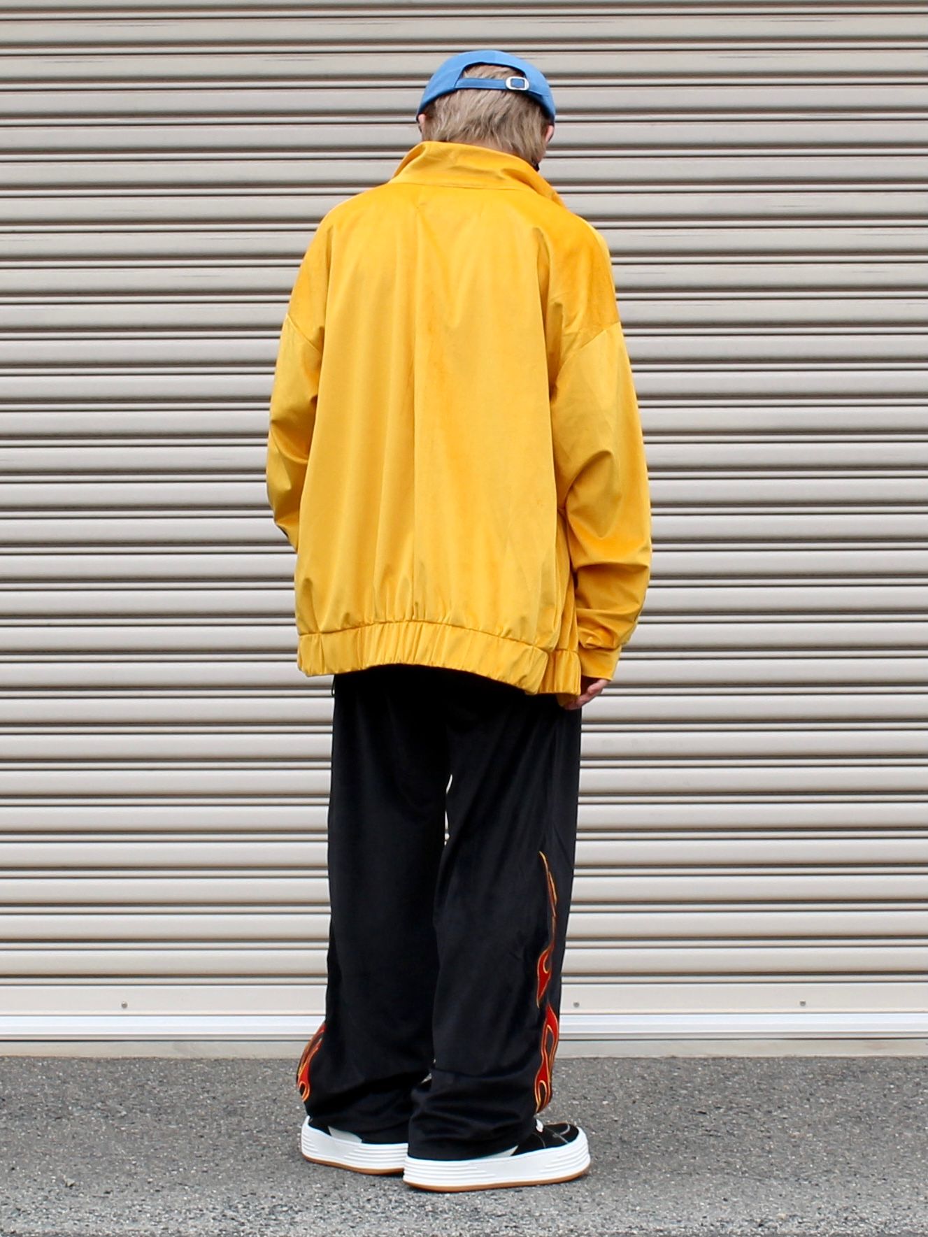 "ADANS"を取り入れたラフストリートスタイル!