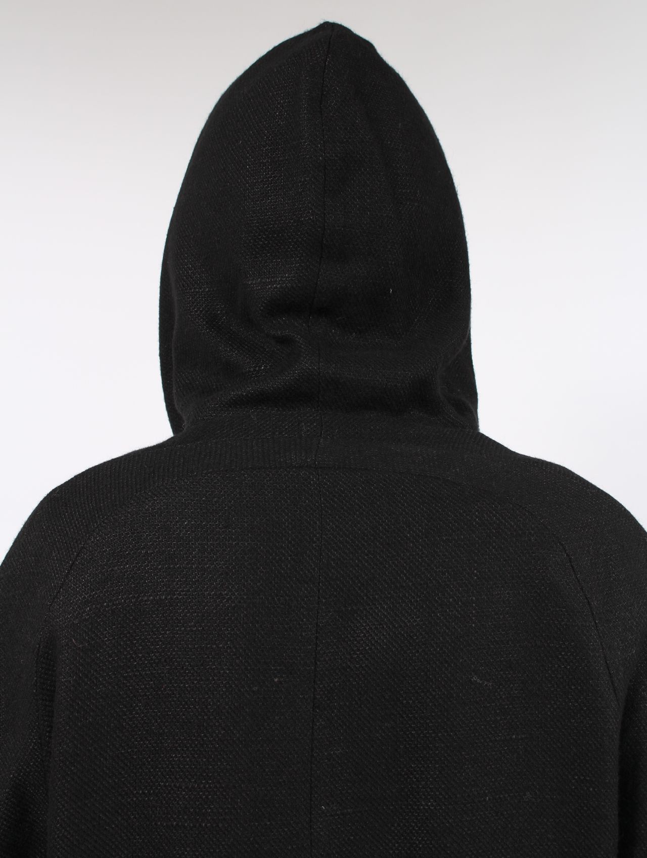 【25AW】ユニセックス ミッドフィット ラグラン フード コート 925 シルバー フック クローザー / UNISEX MID FIT RAGLAN HOOD COAT WITH 925 SILVER HOOK CLOSER / オフブラック