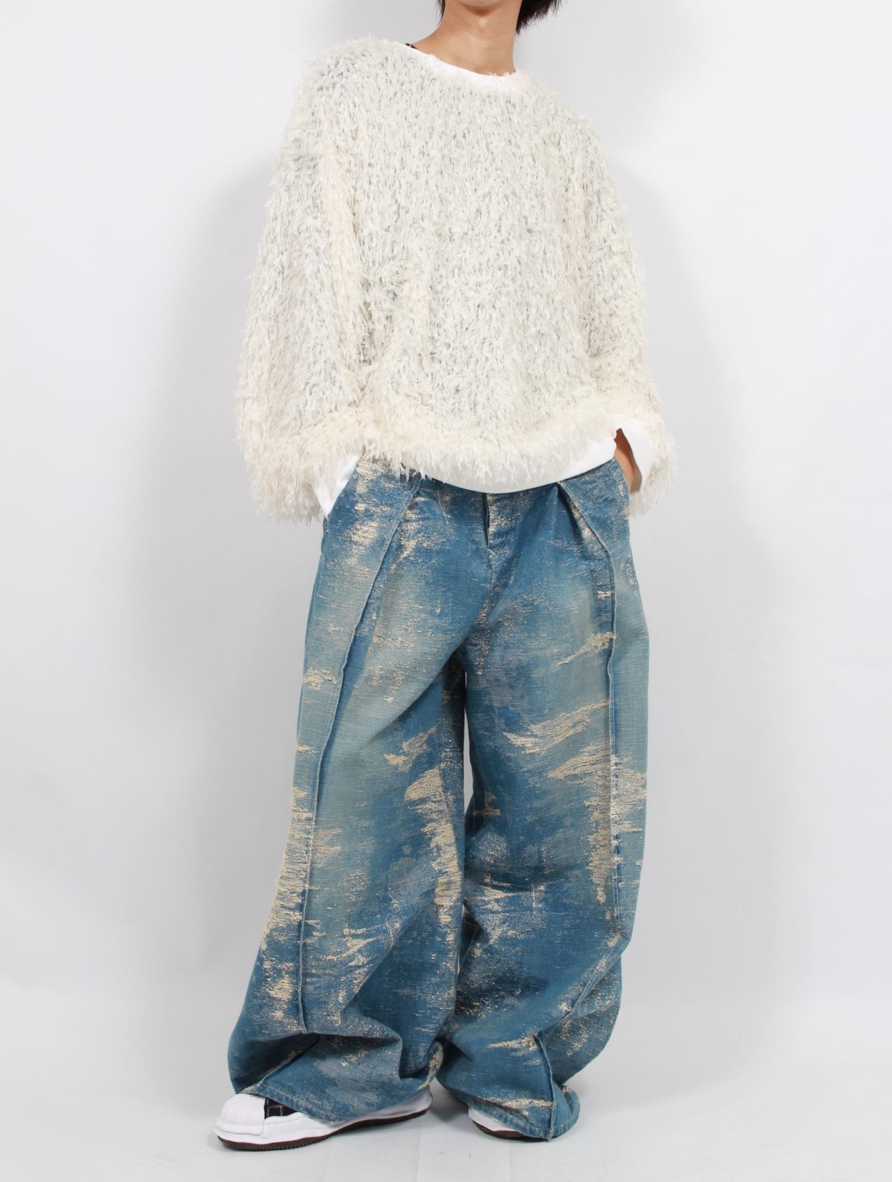 【25SS】フェザー ニット クルーネック セーター / FEATHER KNIT CREWNECK SWEATER / ホワイト