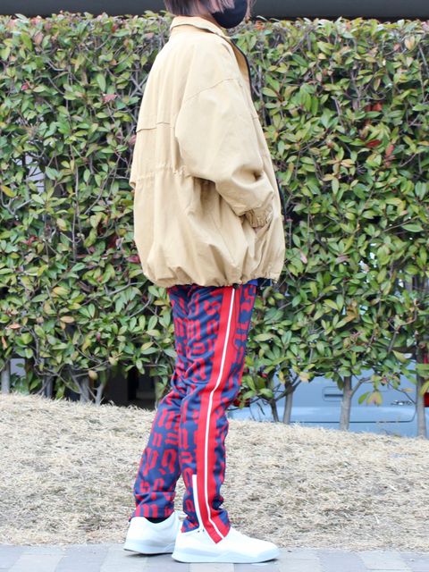 【ADANS 21SS】デザインの効いたアイテムで個性派コーデ