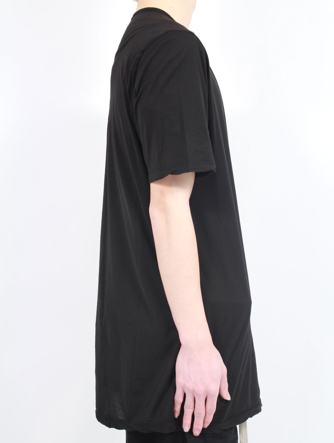 【RICK OWENS】ブラック 合成皮革 半袖Tシャツ RICK OWENS DRKSHDW - 【25SS】レベルT 半袖 Tシャツ / LEVEL T