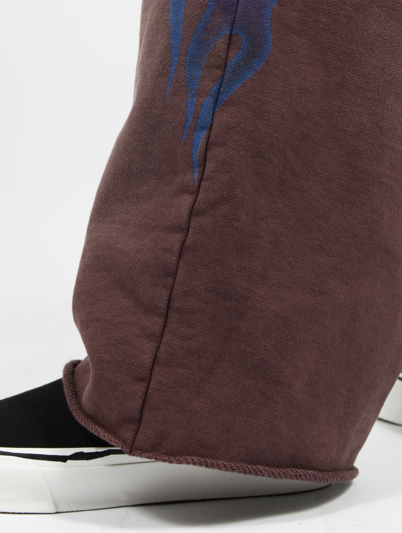 【25SS】"ファイア" ディストレスト スウェットパンツ / “FIRE” DISTRESSED SWEAT PANTS / ブラウン