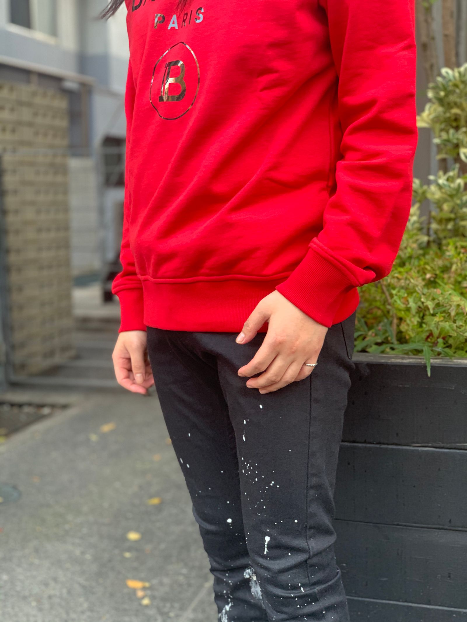 ☆送料関税込☆BALMAIN☆フード付き ロゴ スウェット BALMAIN - Bロゴ ブラックプリント スウェットBH1 C&S FOIL SW
