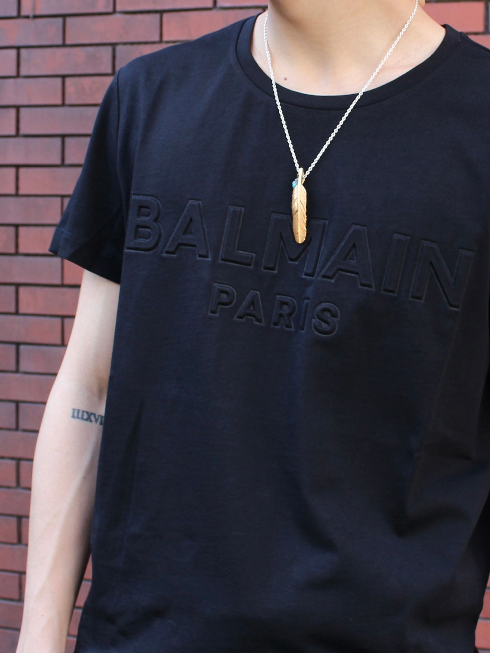 BALMAIN - エンボスロゴ Tシャツ / EMBOSS LOGO T-SHIRT / ブラック ...