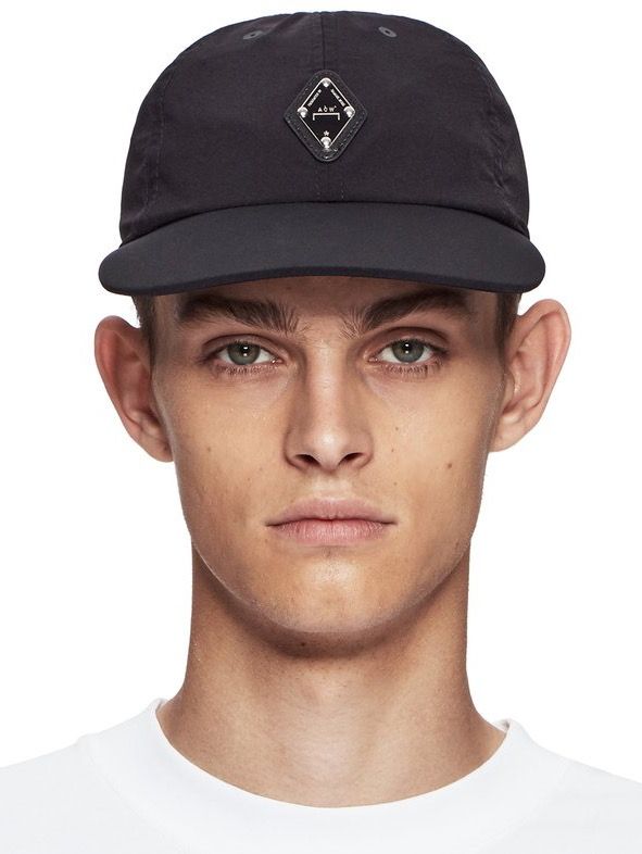 【20AW】パネルロゴ ストレートキャップ / Rhombus Badge Cap / ブラック × シルバー