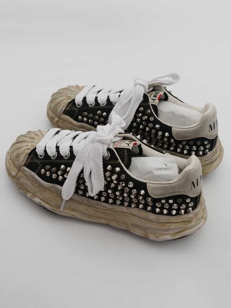 "ブレイキー"キャンバス スタッズ ローカット スニーカー / BLAKEY OG SOLE STUDDED CANVAS LOW-TOP SNEAKE / ブラック