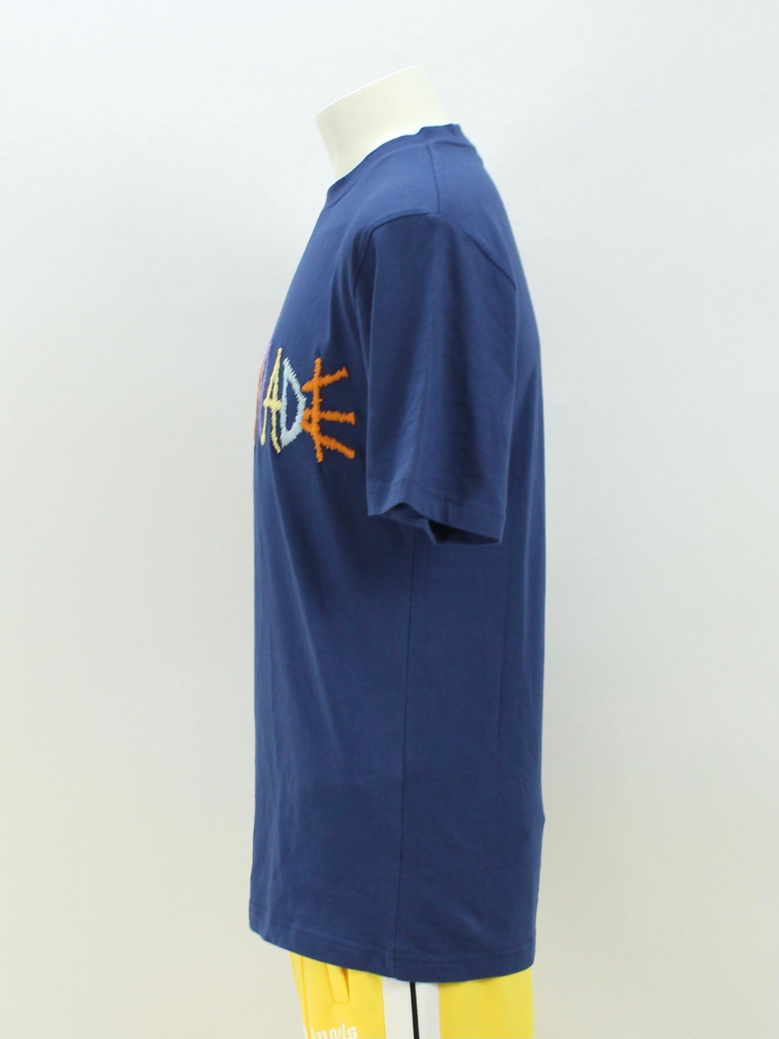 刺繍ロゴ Tシャツ / BLUE NAVY T-SHIRT WITH MULTICOLOR LOGO / ブルーネイビー × マルチ