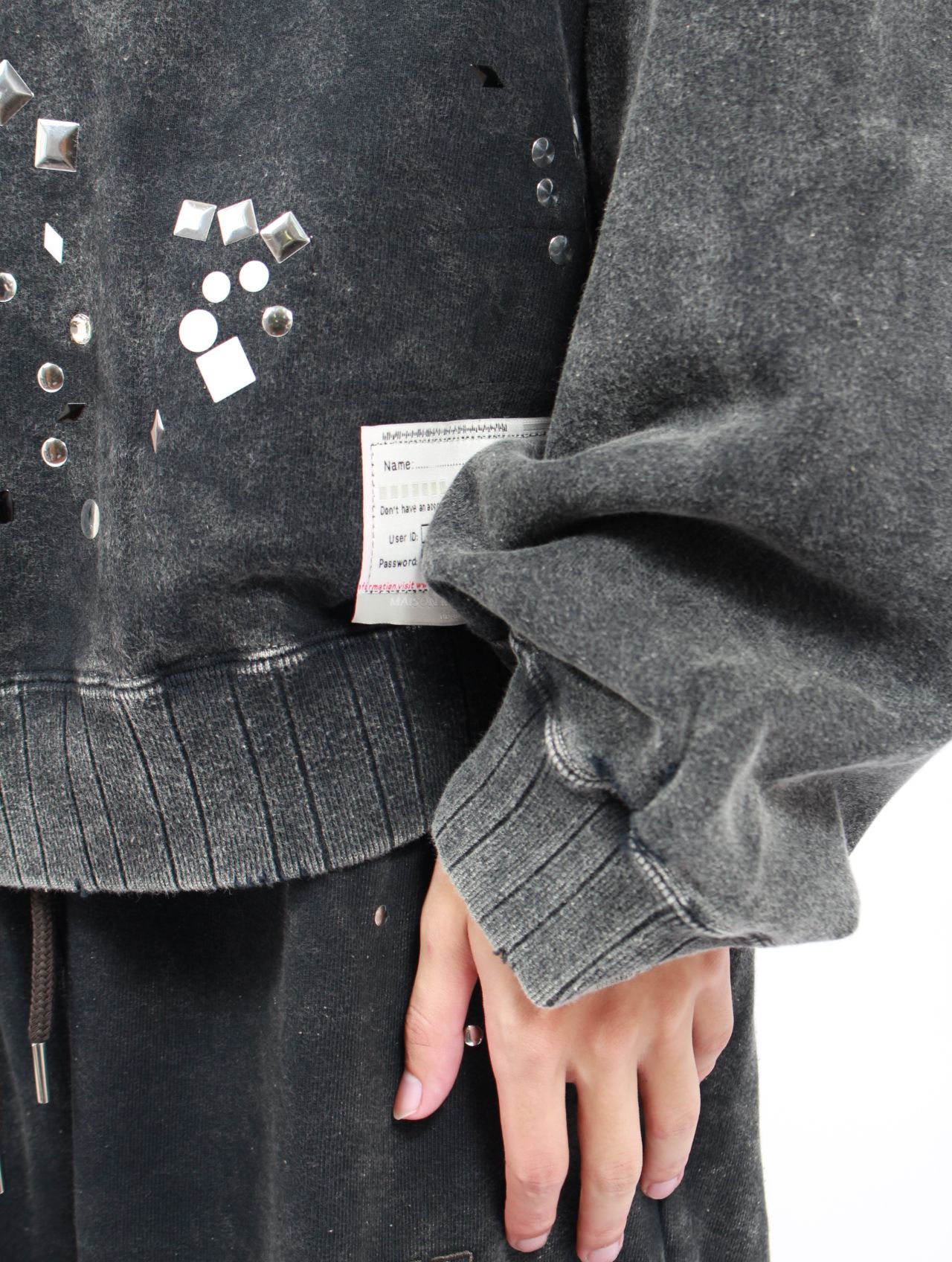 【25AW】エンブリッシュ ブリーチ プルオーバー / EMBELLISH BLEACH PO / ブラック