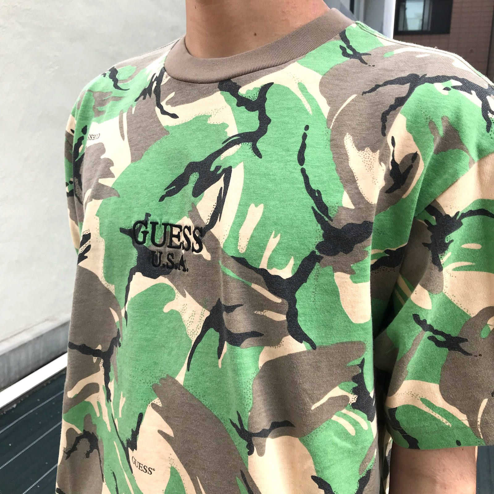 GUESS USA カモフラージュカットソー - CAMOUFLAGE