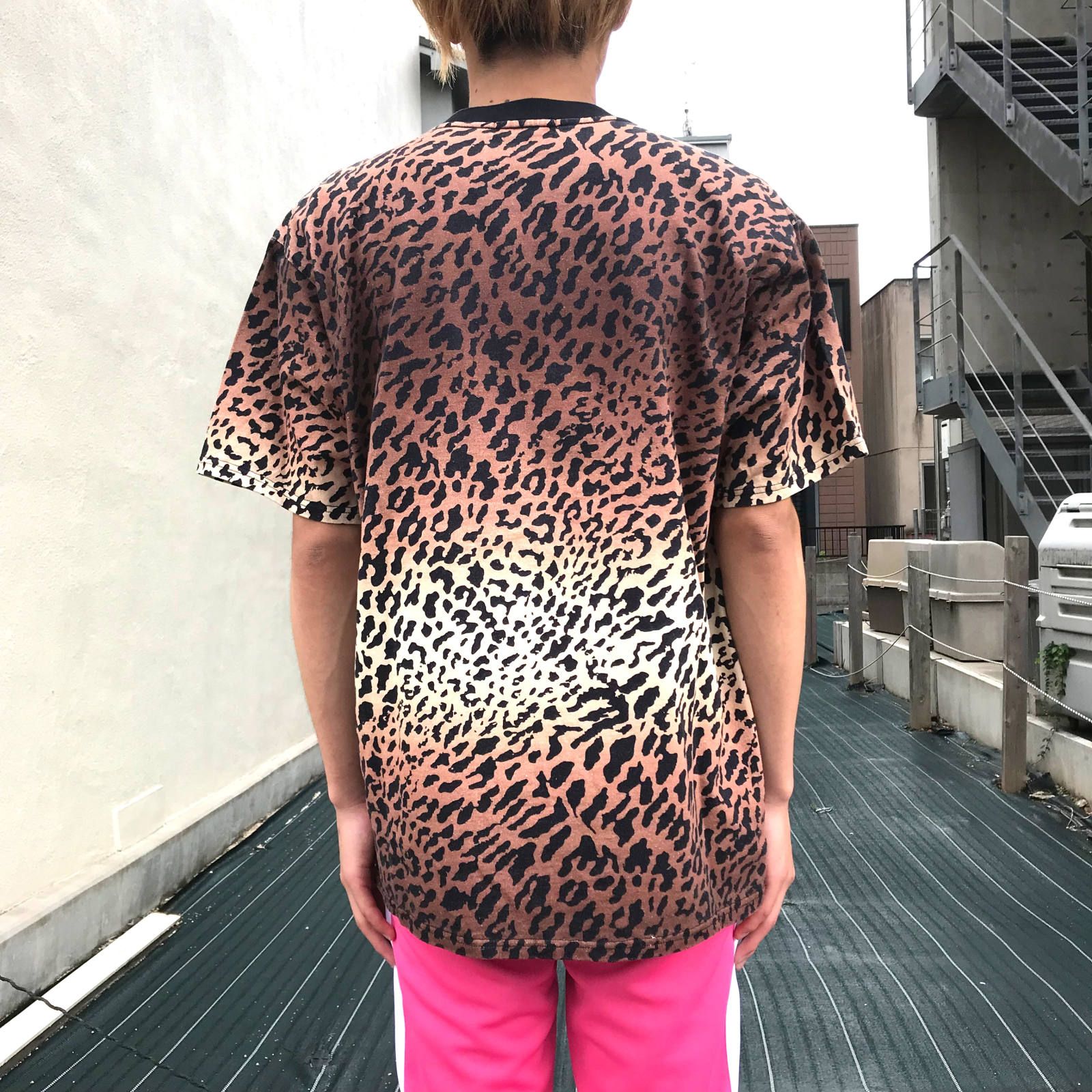 ロゴ刺繍 レオパード クルーネックカットソー - レオパード