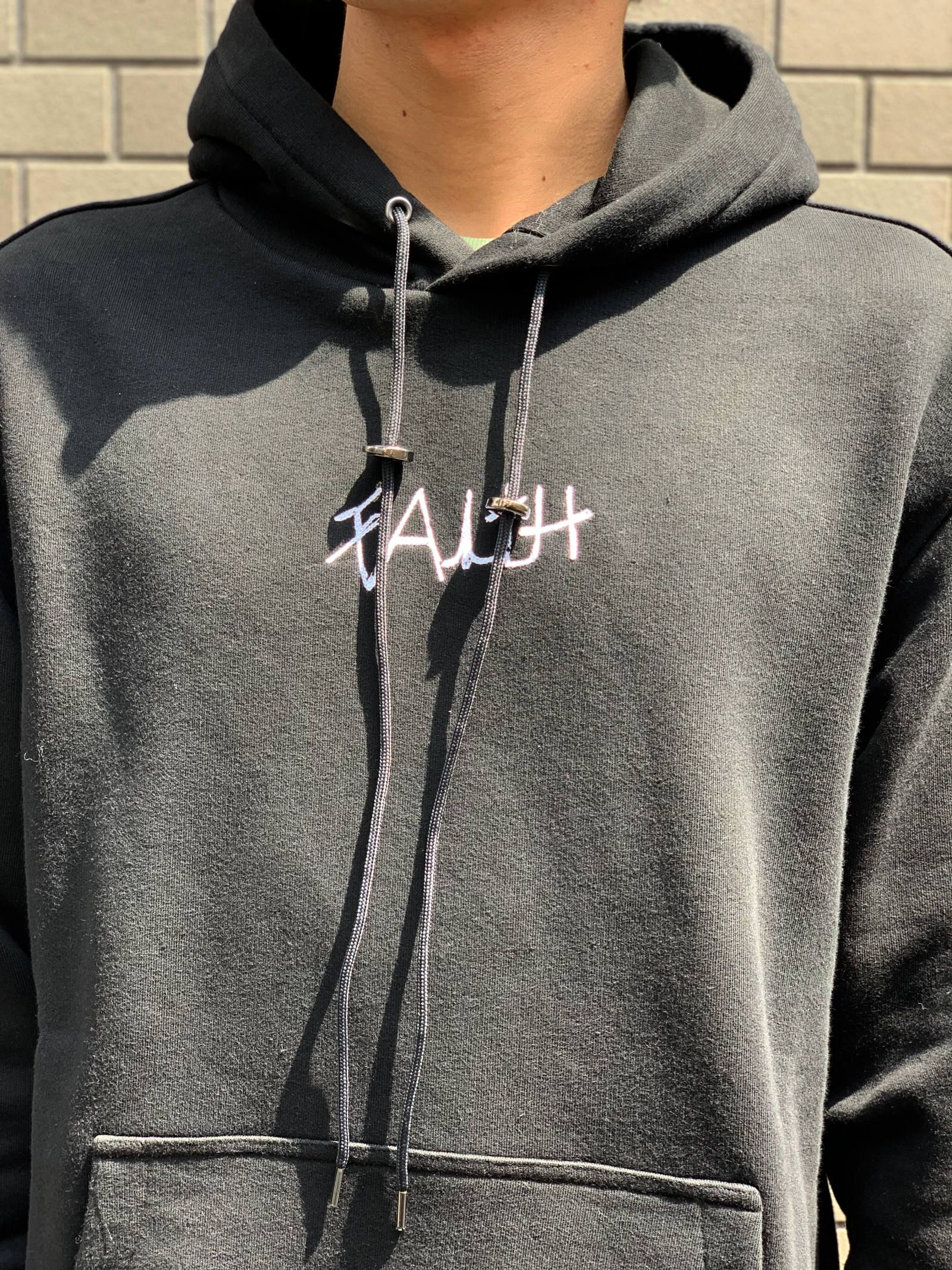 《残り一点》GANGSTA シルエット 刺繍 プルオーバーパーカー - BLACK