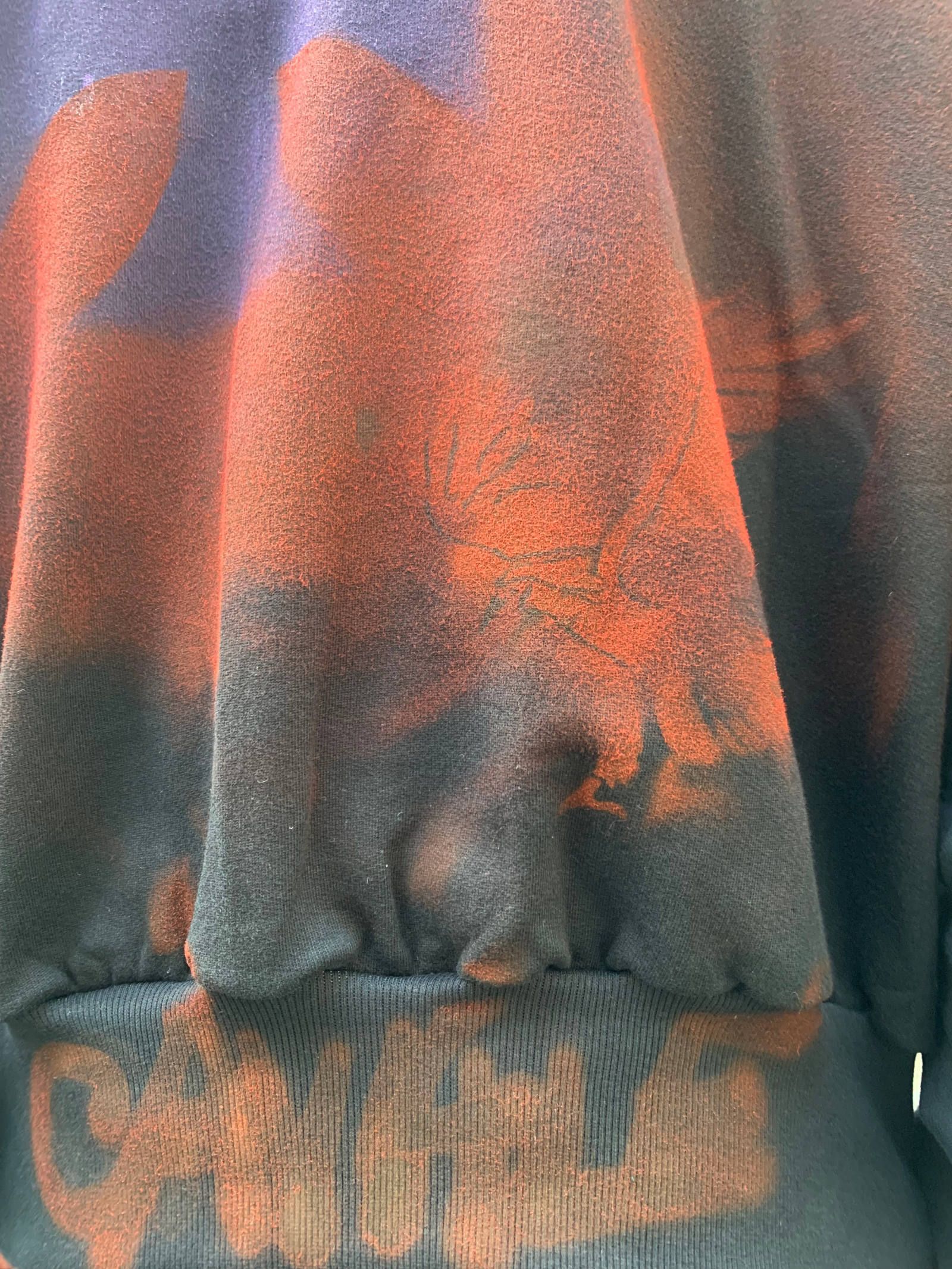 《L,XL残り各一点》 ドルフィングラフィック ショート丈パーカー HOODIE  - BLACK