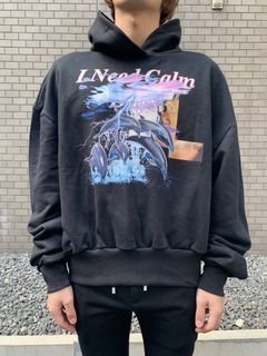 《L,XL残り各一点》 ドルフィングラフィック ショート丈パーカー HOODIE  - BLACK