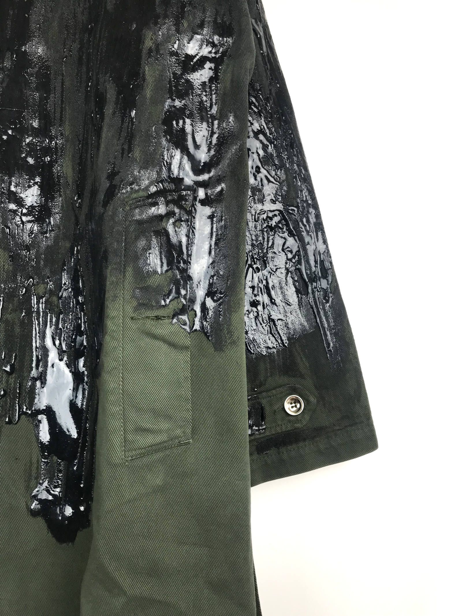 《残り一点》 バックロゴ シリコンペイント デニムトレンチコート TRENCH SILICON DENIM JACKET - Khaki