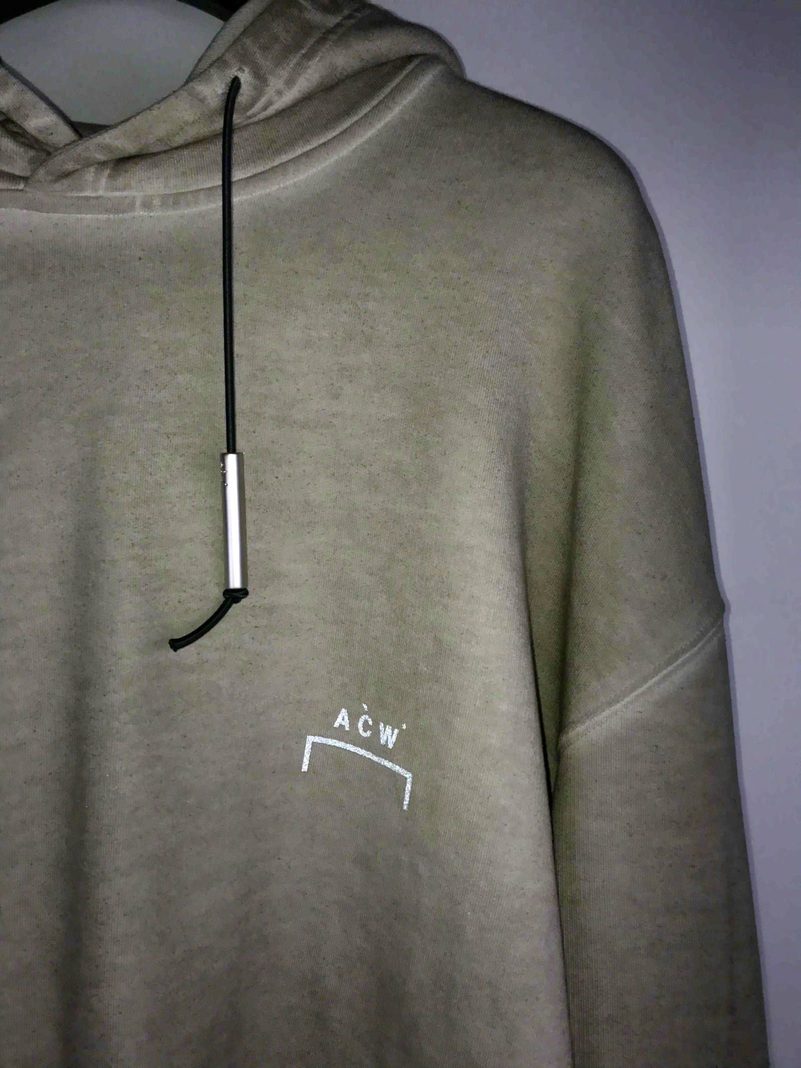 染め加工 ドロップショルダー ロゴパーカー - BEIGE