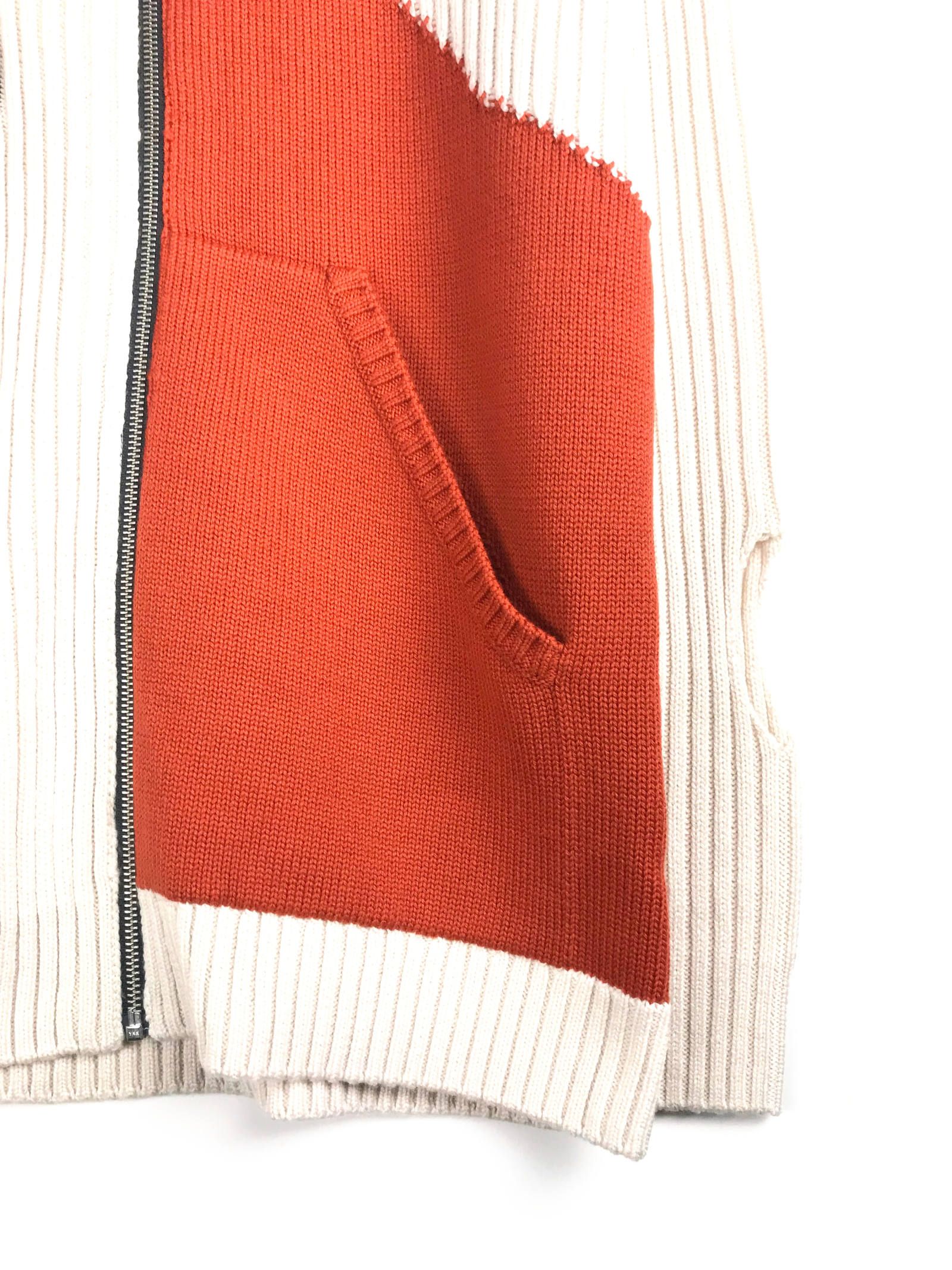 《残り一点》 カラー切替 アシンメトリーハイネックジップアップニット ZIPPED CASHWOOL JUMPER - CREAM CREA