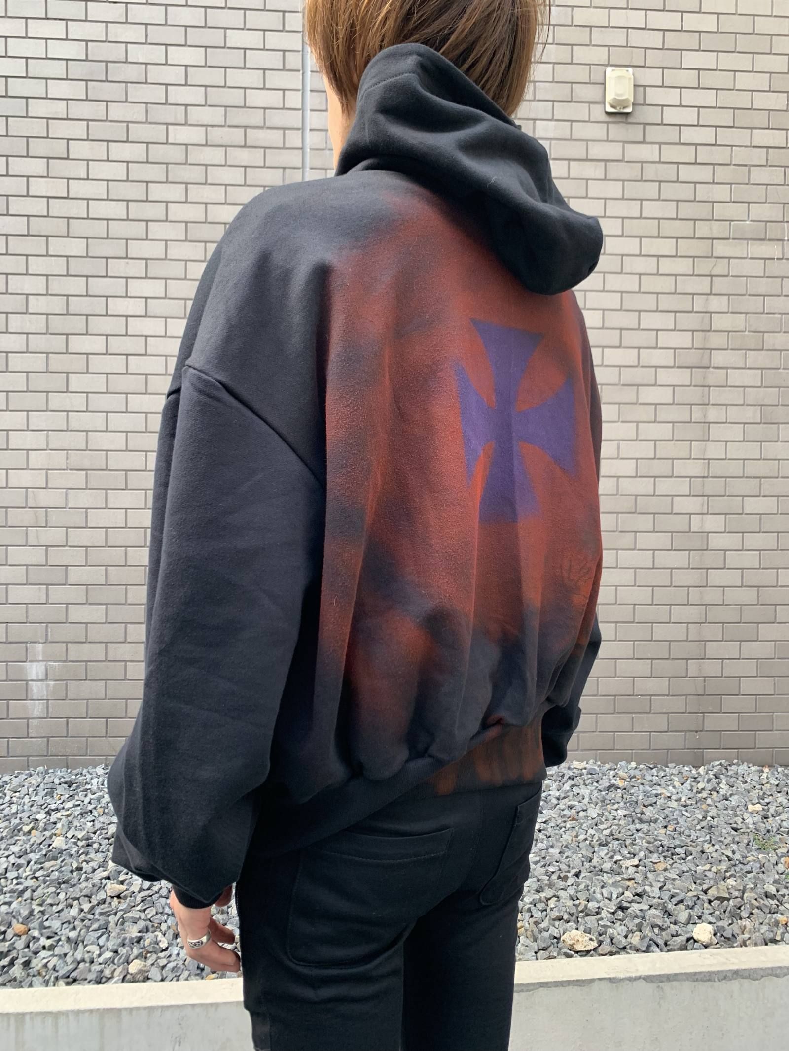 《L,XL残り各一点》 ドルフィングラフィック ショート丈パーカー HOODIE  - BLACK