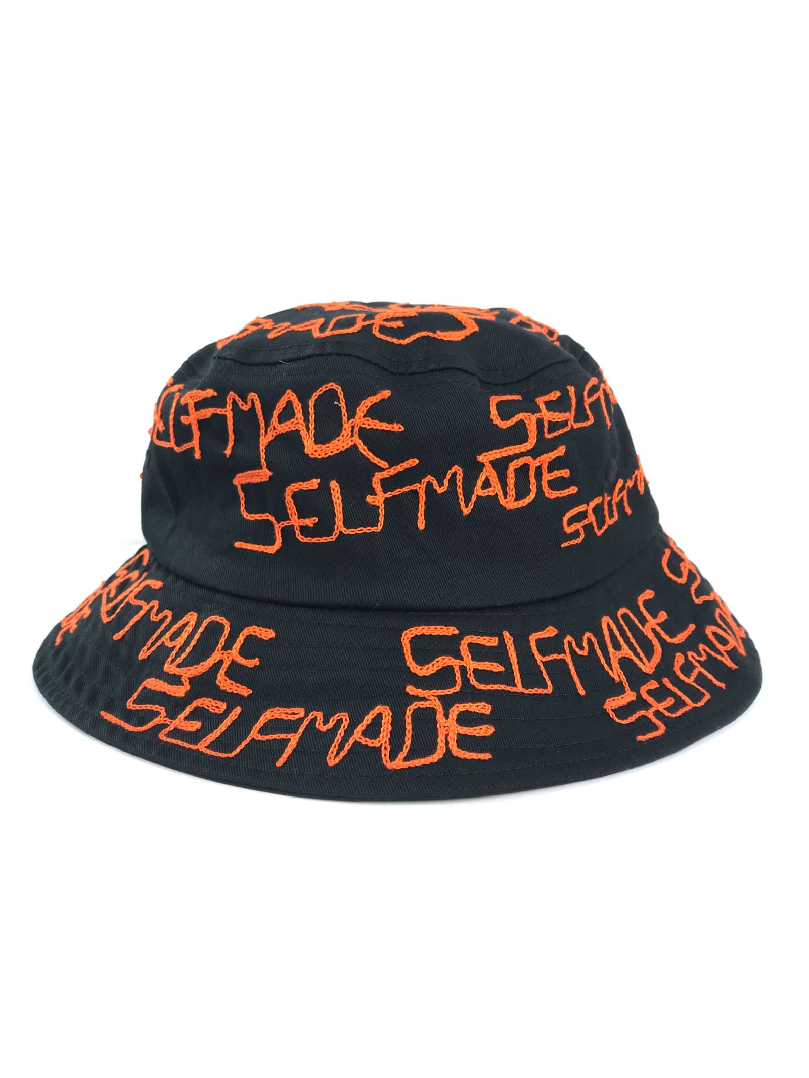 総ロゴ刺繍 バケットハット - BLACK × ORANGE