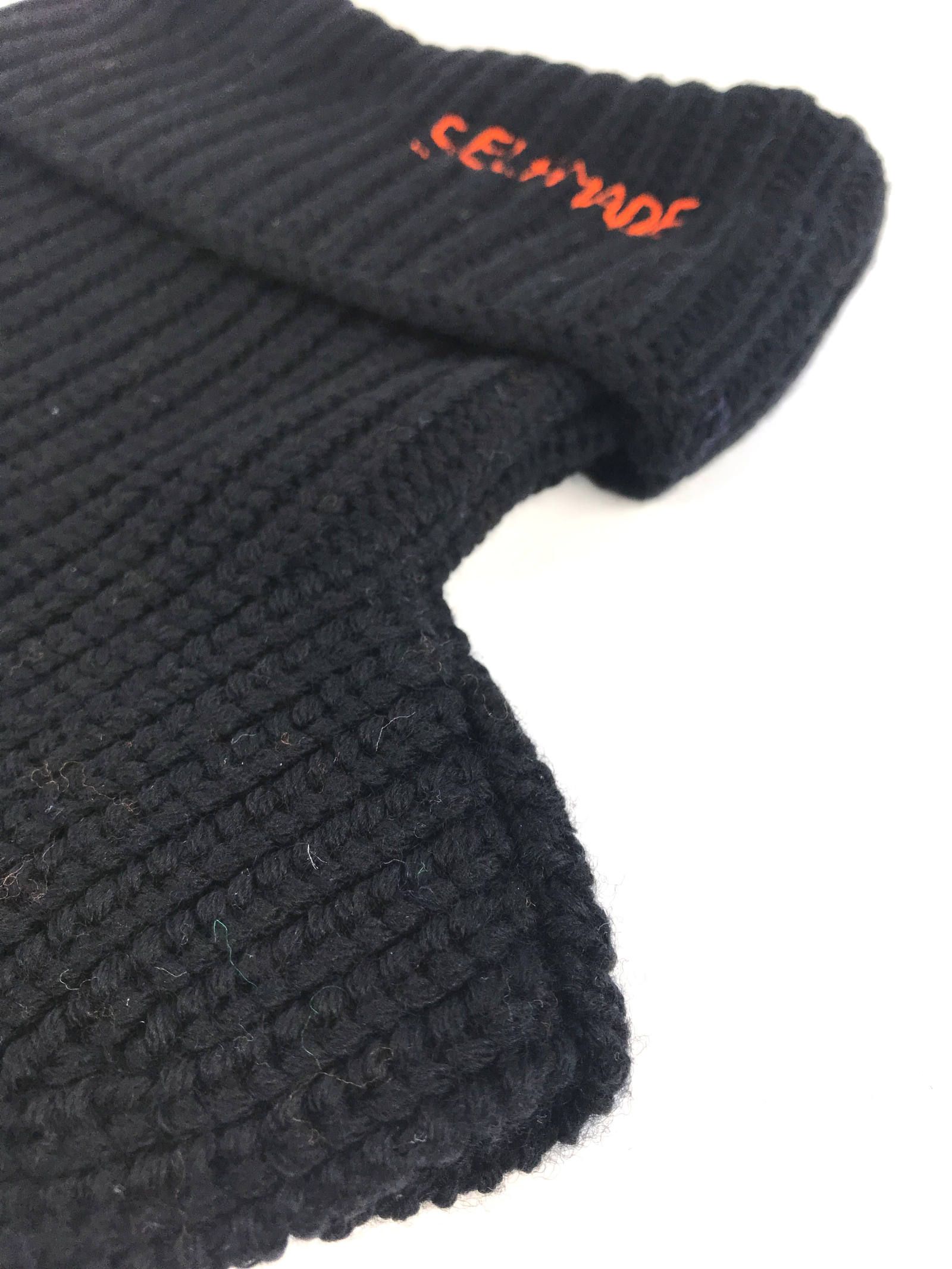 《残り一点》 ロゴ刺繍 付けネックウォーマー - BLACK