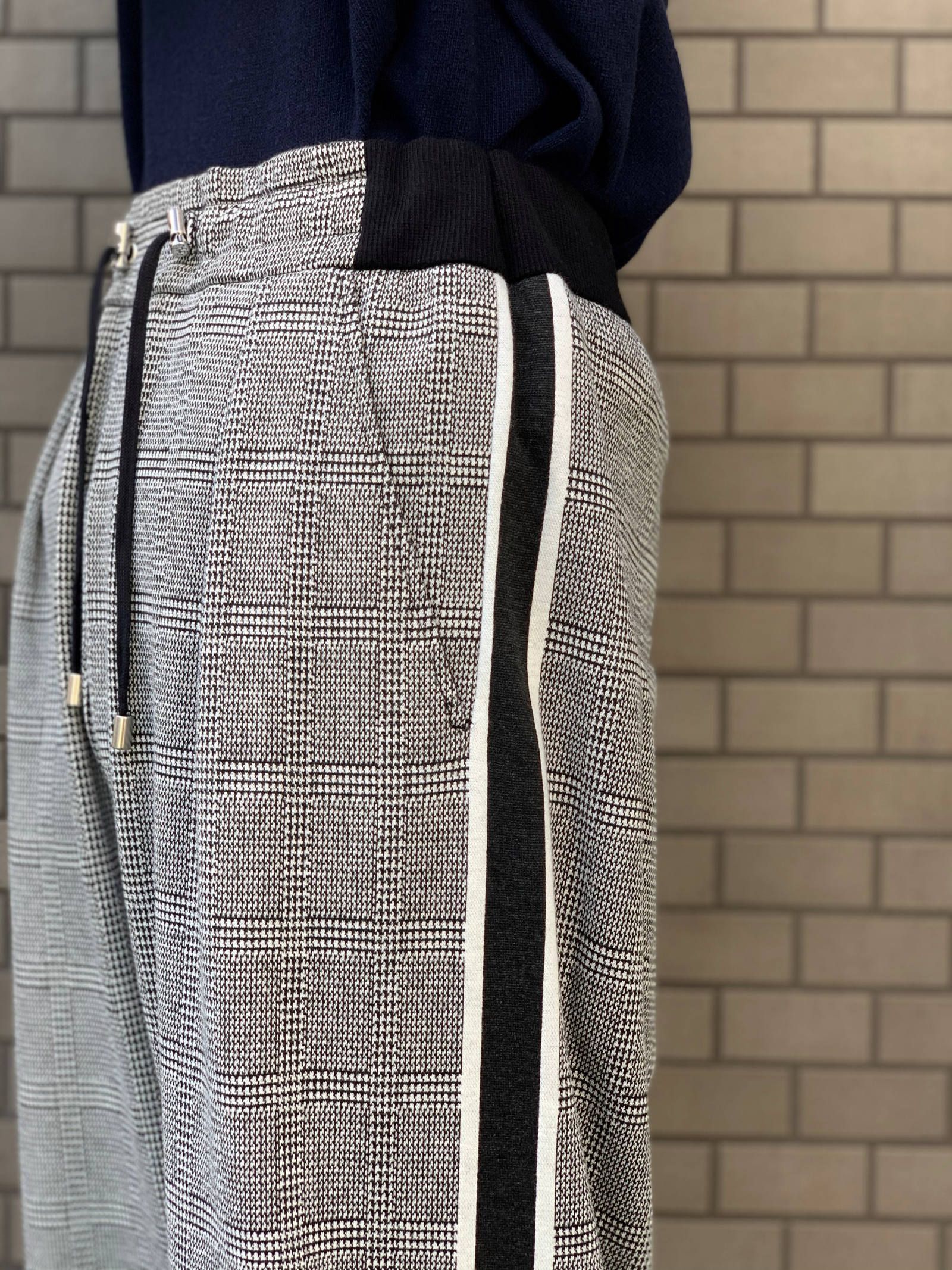 グレンチェック ラインワイドスウェットパンツ - GRAY