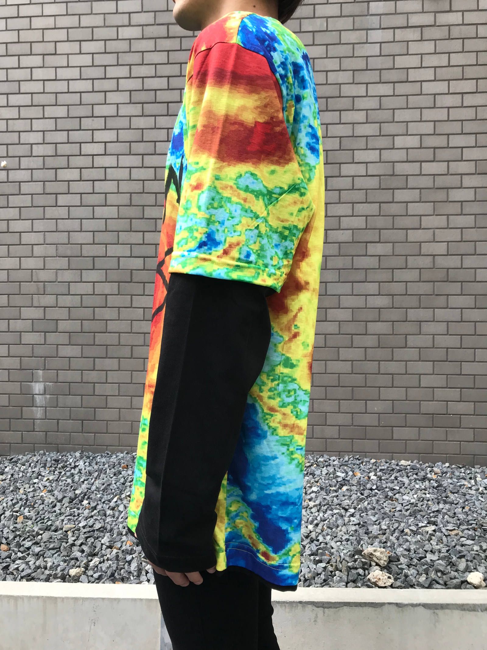 《残り一点》 ウェザーグラフィック レイヤード 長袖カットソー Tornado Long Sleeve - BLACK × RED