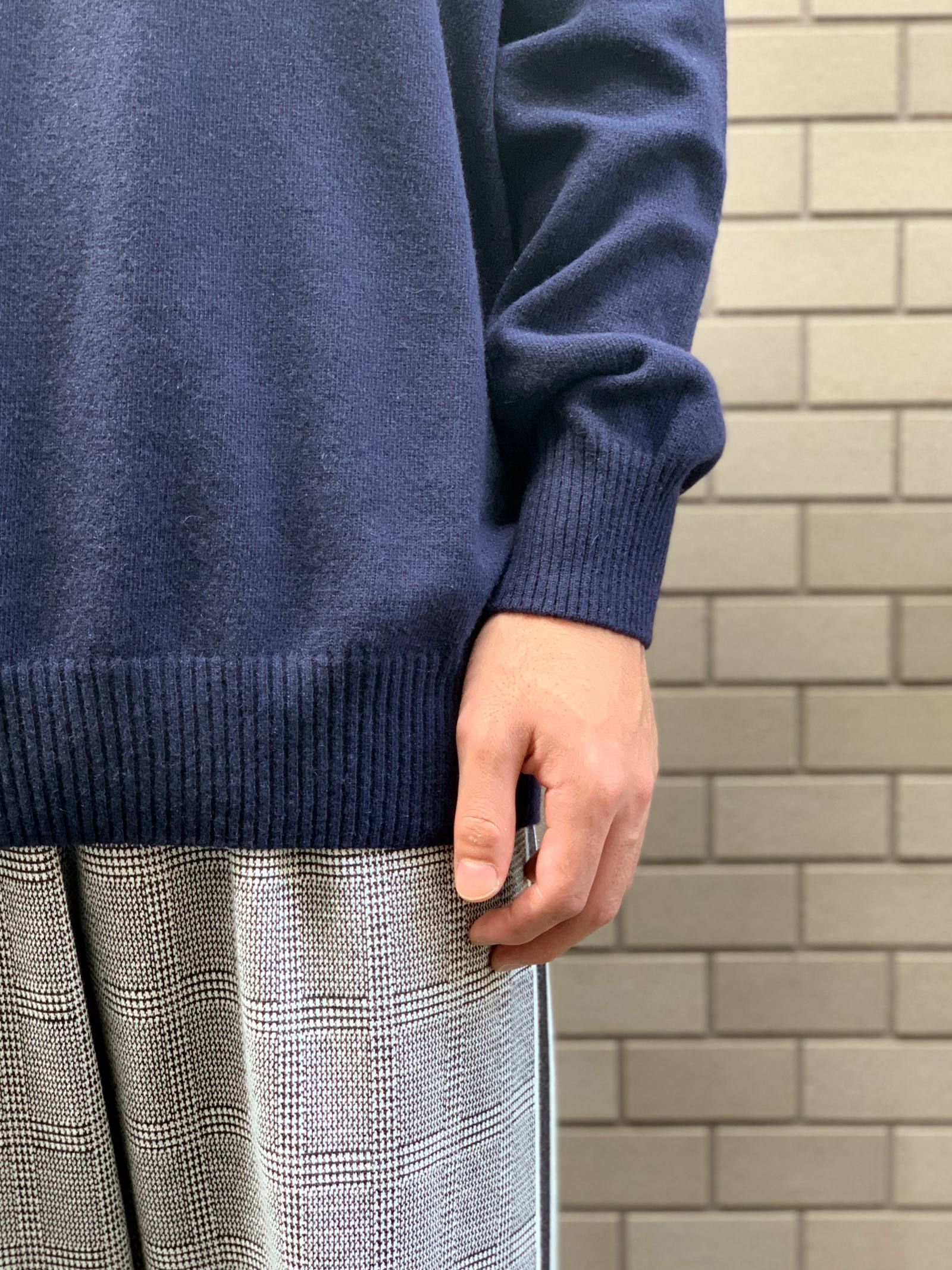 スモールロゴ カシミア クルーネックニット - NAVY