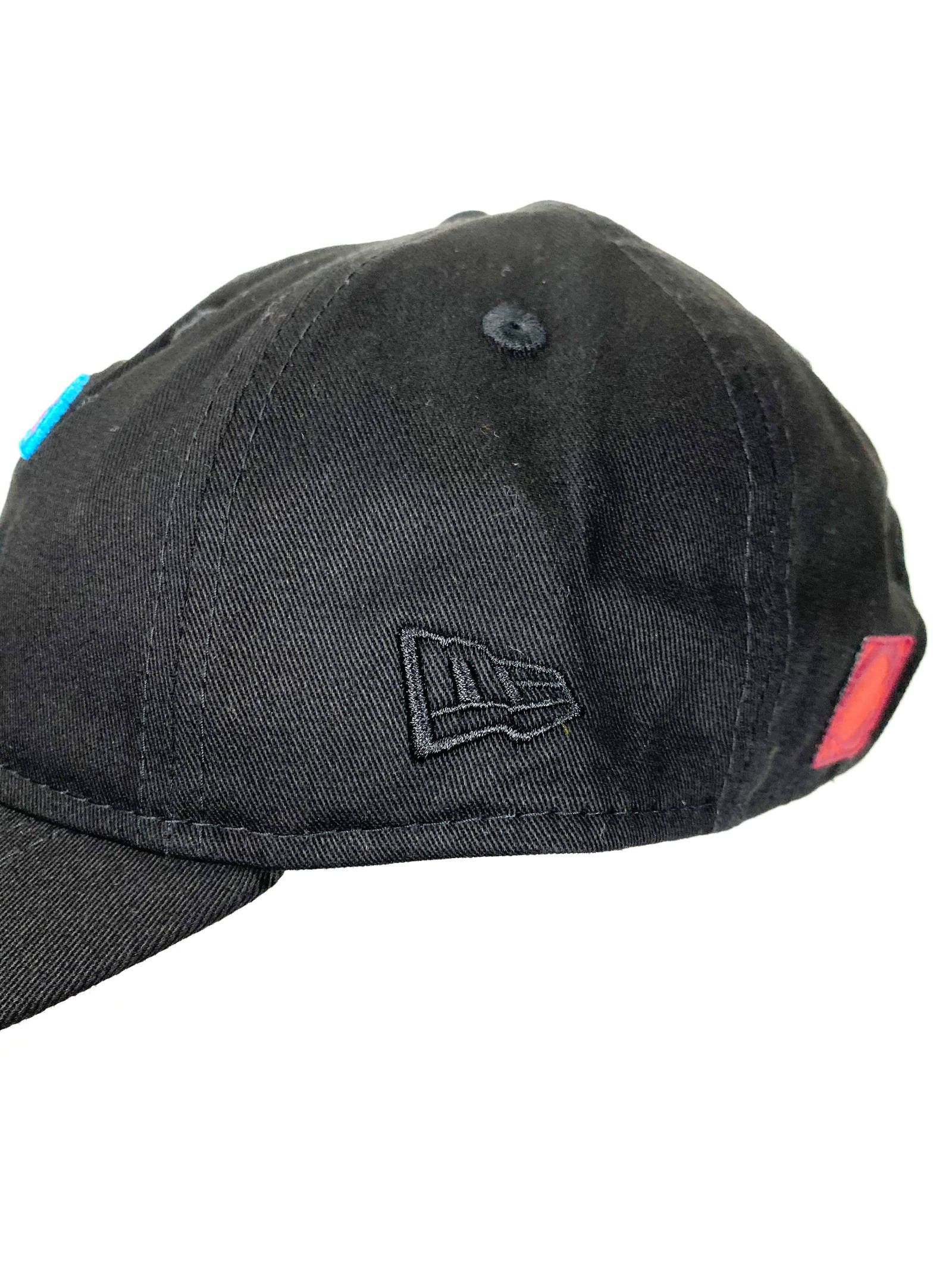 【残り一点】 NEW ERAコラボ 59FIFTY Cロゴ刺繍ワッペン キャップ OUT OF THIS WORLD LOOP CAP - BLACK
