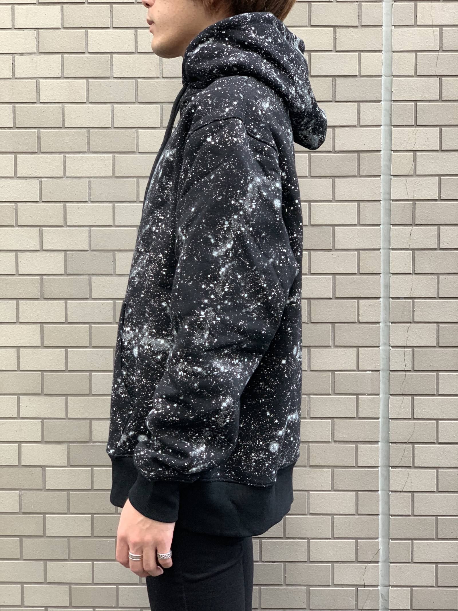 【残り一点】 スター スプレープリント プルオーバーパーカー STARS ALL OVER HOODIE - BLACK