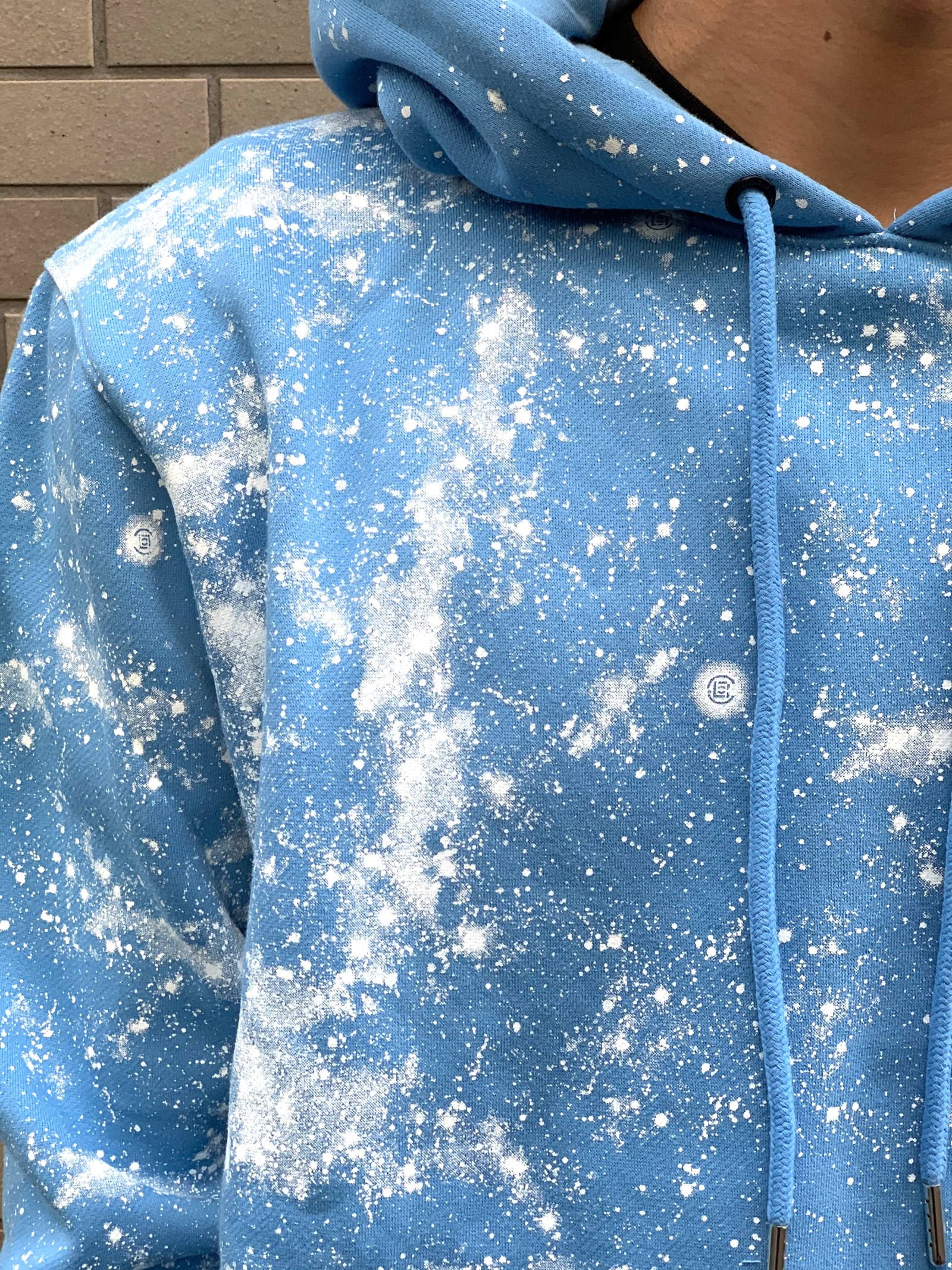 《残り一点》 スター スプレープリント プルオーバーパーカー STARS ALL OVER HOODIE - BLUE